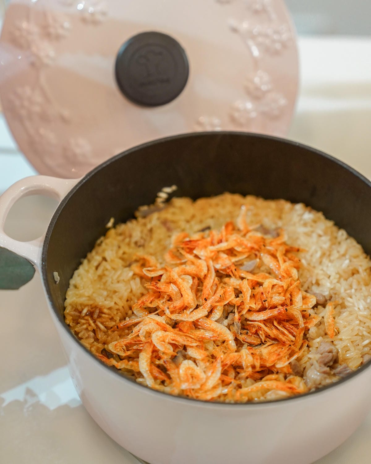 鑄鐵鍋食譜 三道家常菜必學 滷五花肉 櫻花蝦油飯 奶香蛤蠣(MULTEE摩堤)10.jpg 鑄鐵鍋食譜 三道家常菜必學 滷五花肉 櫻花蝦油飯 奶香蛤蠣(MULTEE摩堤)10.jpg