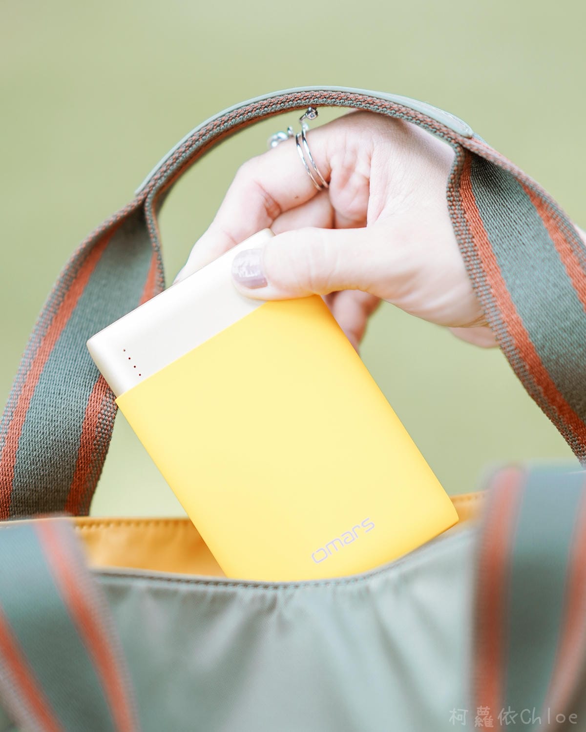 Omars 炫彩系行動電源 質感時尚3C配件 10000mAh容量 日常生活不斷電28.jpg Omars 炫彩系行動電源 質感時尚3C配件 10000mAh容量 日常生活不斷電28.jpg