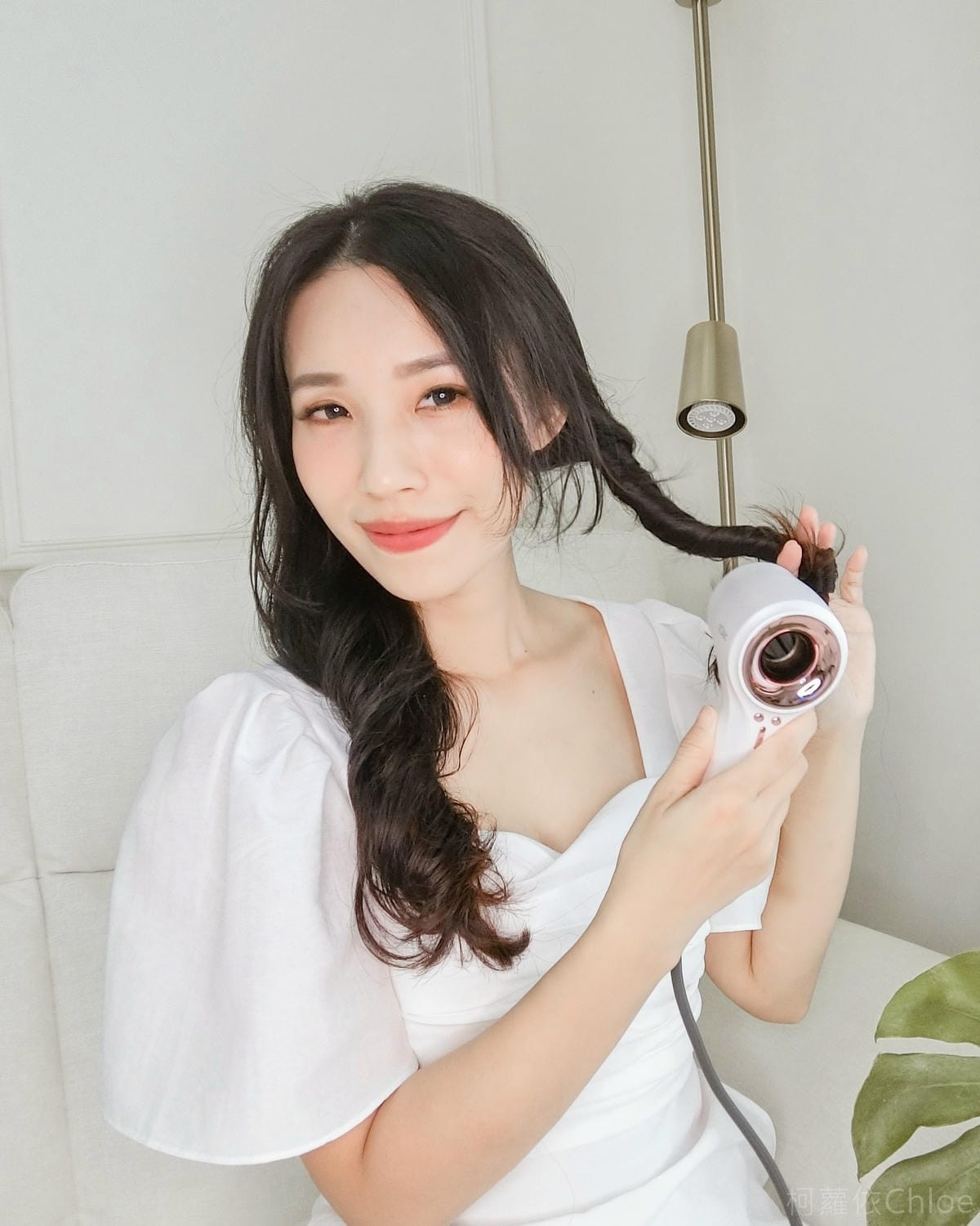 sOlac專業負離子吹風機 甜甜圈吹風機開箱 浪漫手繞捲髮好整理23.jpg
