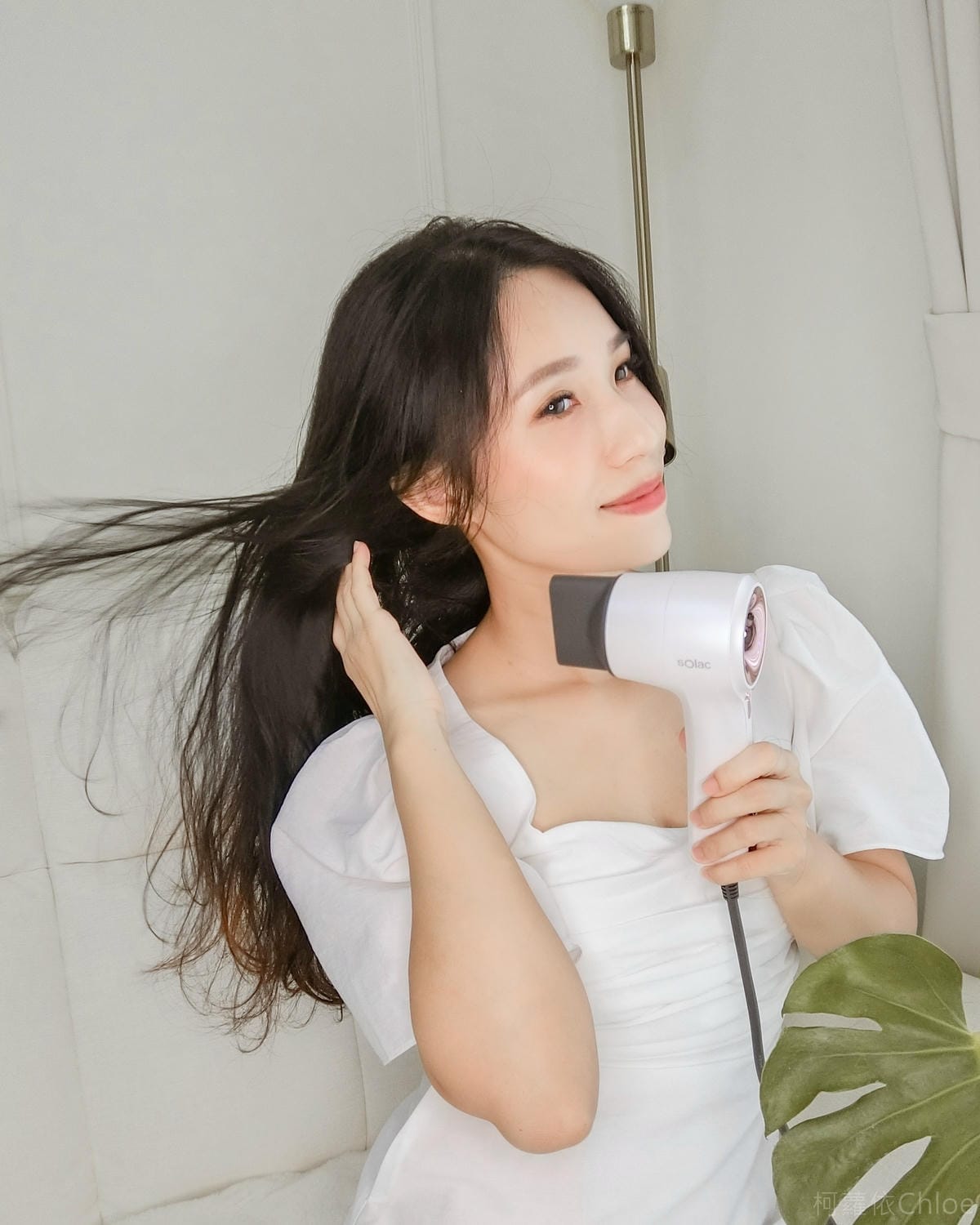sOlac專業負離子吹風機 甜甜圈吹風機開箱 浪漫手繞捲髮好整理20.jpg