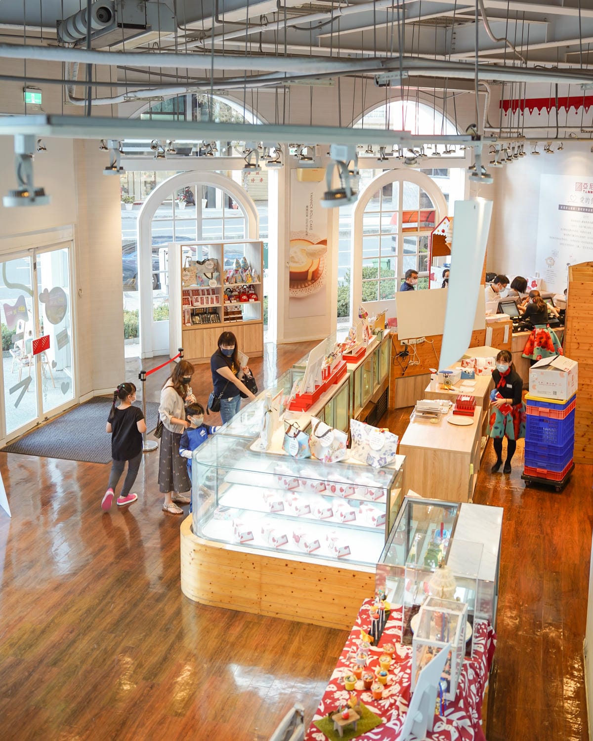 高雄亞尼克親子DIY甜點課程 超應景福氣兔寶寶造型翻糖蛋糕棒 大人小孩都愛7.jpg 高雄亞尼克親子DIY甜點課程 超應景福氣兔寶寶造型翻糖蛋糕棒 大人小孩都愛7.jpg