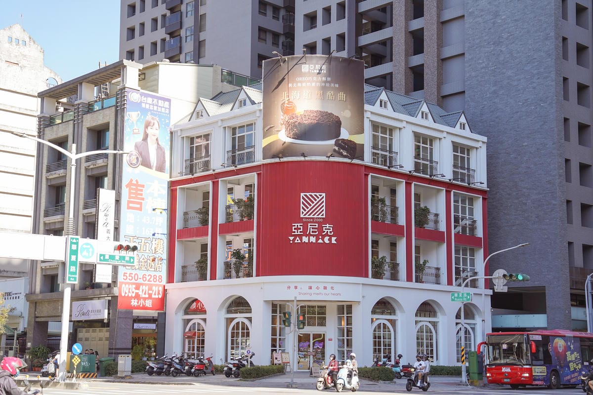 高雄亞尼克親子DIY甜點課程 超應景福氣兔寶寶造型翻糖蛋糕棒 大人小孩都愛1.jpg 高雄亞尼克親子DIY甜點課程 超應景福氣兔寶寶造型翻糖蛋糕棒 大人小孩都愛1.jpg