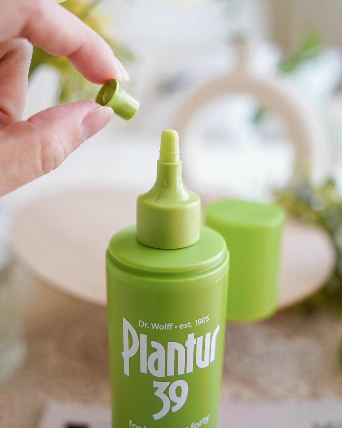 Plantur 39 植物與咖啡因洗髮露 染燙受損推薦使用 +1步驟強健髮根更有感14.jpg Plantur 39 植物與咖啡因洗髮露 染燙受損推薦使用 +1步驟強健髮根更有感14.jpg