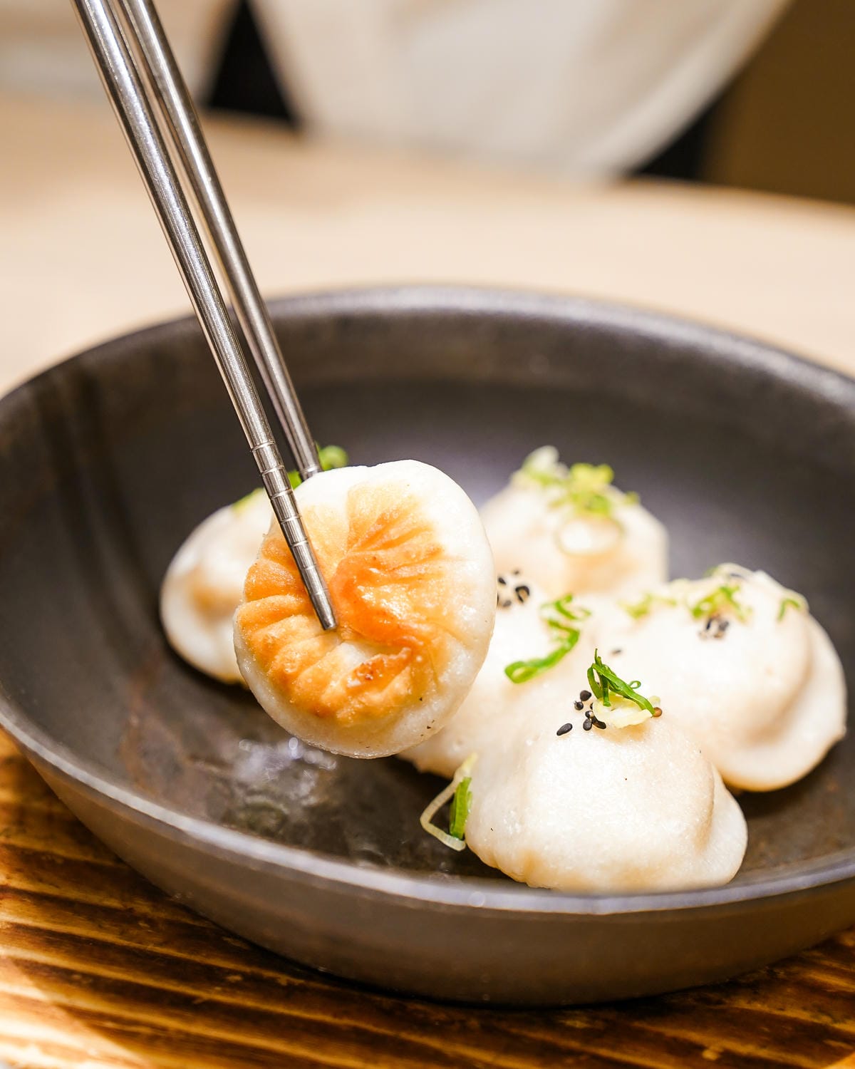 漢來上海湯包台南店推薦 招牌必點不多不少18摺 五星主廚手作小籠湯包 23.jpg 漢來上海湯包台南店推薦 招牌必點不多不少18摺 五星主廚手作小籠湯包 23.jpg