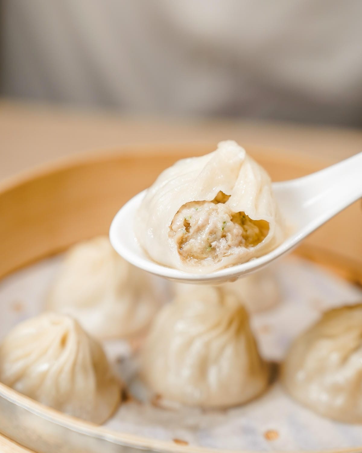 漢來上海湯包台南店推薦 招牌必點不多不少18摺 五星主廚手作小籠湯包 21.jpg 漢來上海湯包台南店推薦 招牌必點不多不少18摺 五星主廚手作小籠湯包 21.jpg