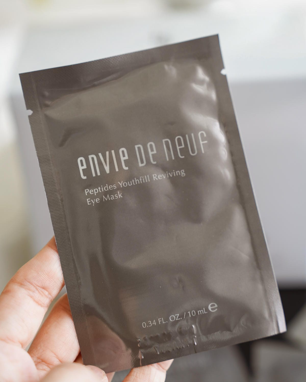 貴婦級眼周保養推薦 茵蝶EDN 微震瞬導美眼精華筆 蝴蝶型眼膜18.jpg