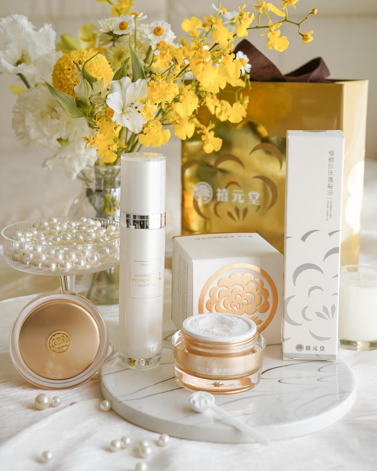 禧元堂燕窩 極致珍珠護髮油 超微極細珍珠粉 由內而外寵愛自己 邁向珍珠般閃亮光澤髮肌2.jpg 禧元堂燕窩 極致珍珠護髮油 超微極細珍珠粉 由內而外寵愛自己 邁向珍珠般閃亮光澤髮肌2.jpg