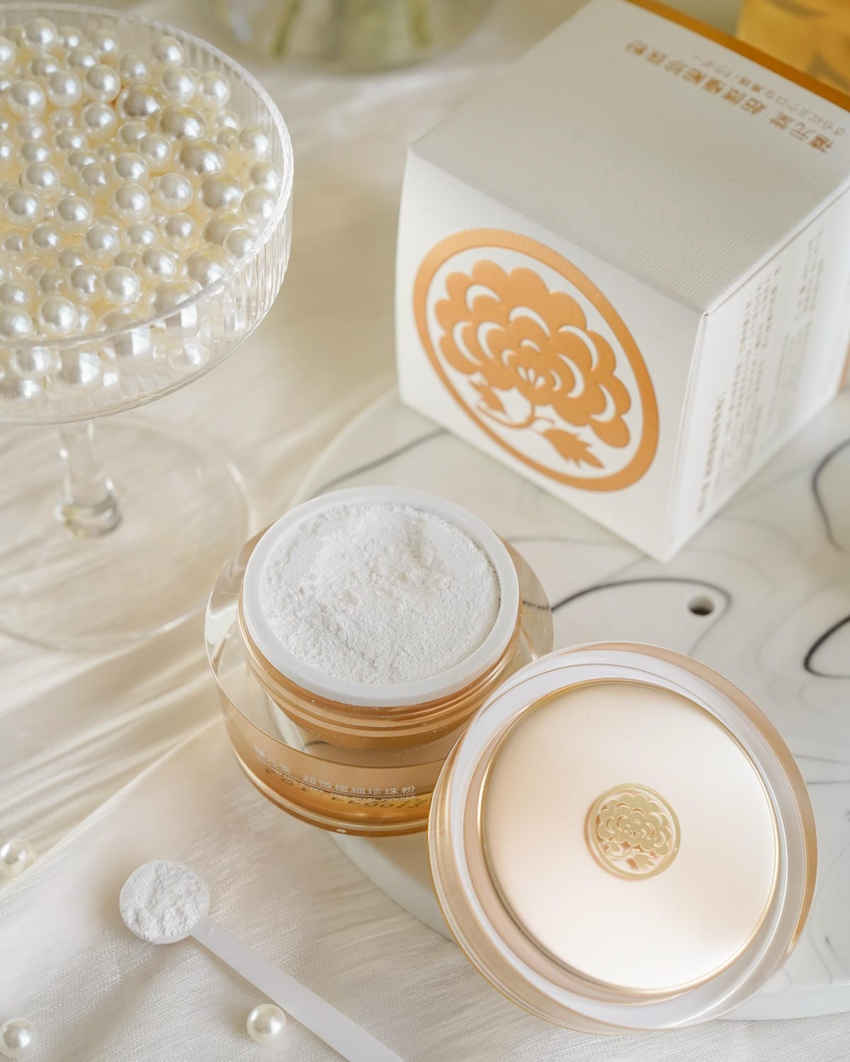 禧元堂燕窩 極致珍珠護髮油 超微極細珍珠粉 由內而外寵愛自己 邁向珍珠般閃亮光澤髮肌25.jpg 禧元堂燕窩 極致珍珠護髮油 超微極細珍珠粉 由內而外寵愛自己 邁向珍珠般閃亮光澤髮肌25.jpg