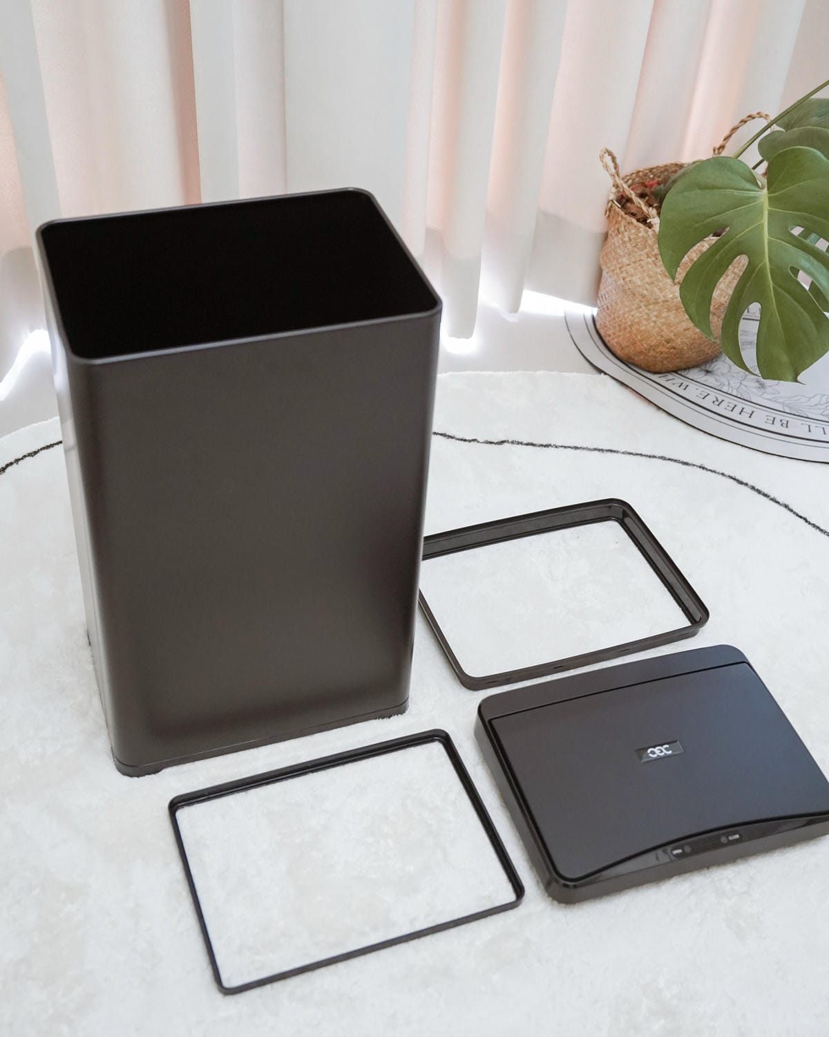 OEC智能美學感應式垃圾桶3.jpg OEC智能美學感應式垃圾桶3.jpg