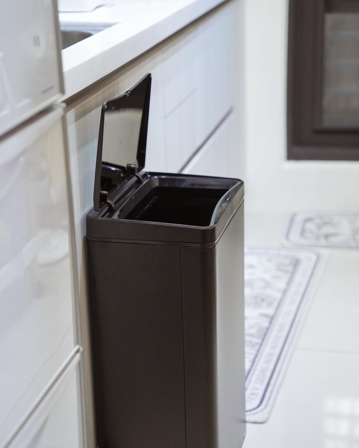 OEC智能美學感應式垃圾桶15.jpg OEC智能美學感應式垃圾桶15.jpg