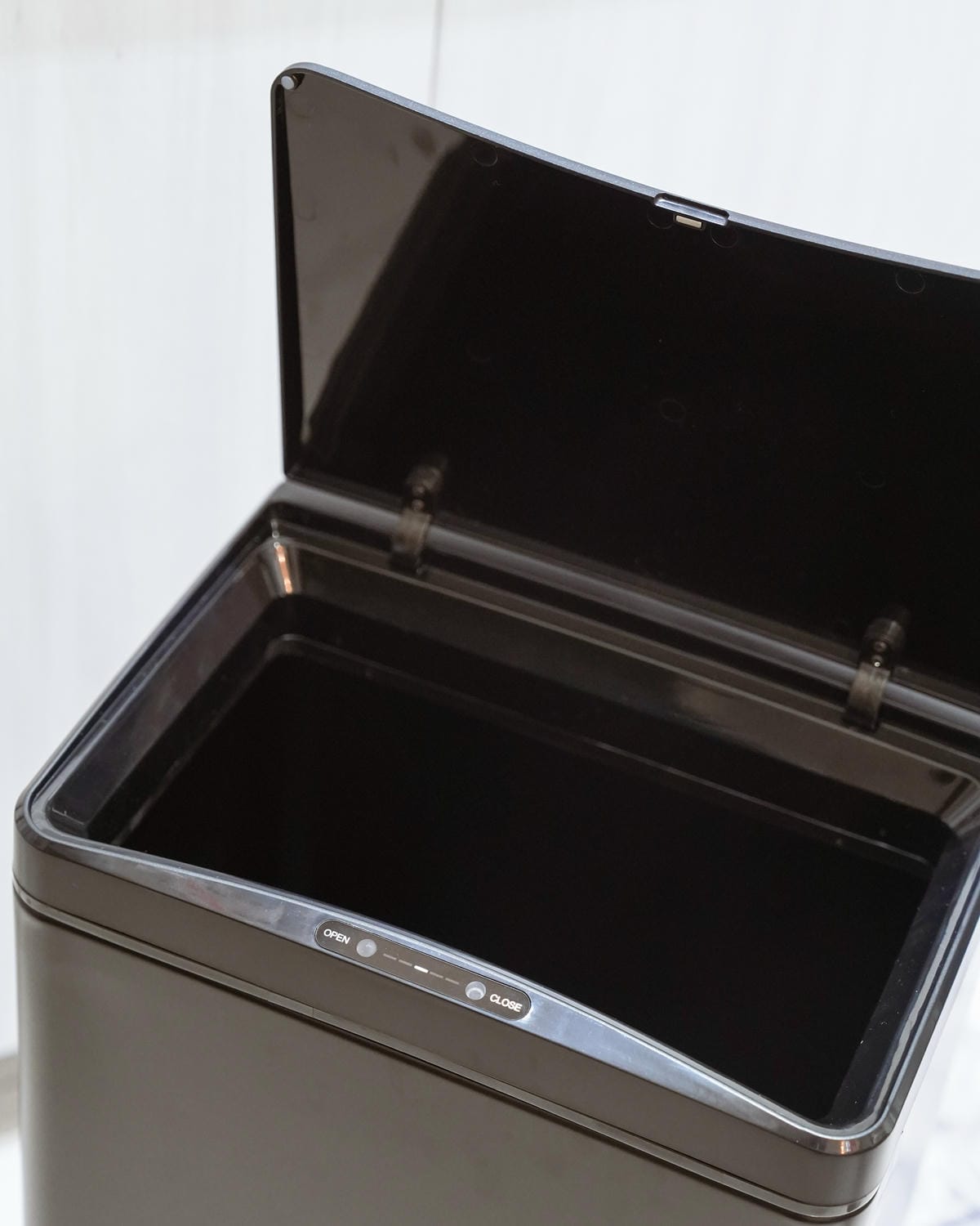 OEC智能美學感應式垃圾桶6.jpg OEC智能美學感應式垃圾桶6.jpg