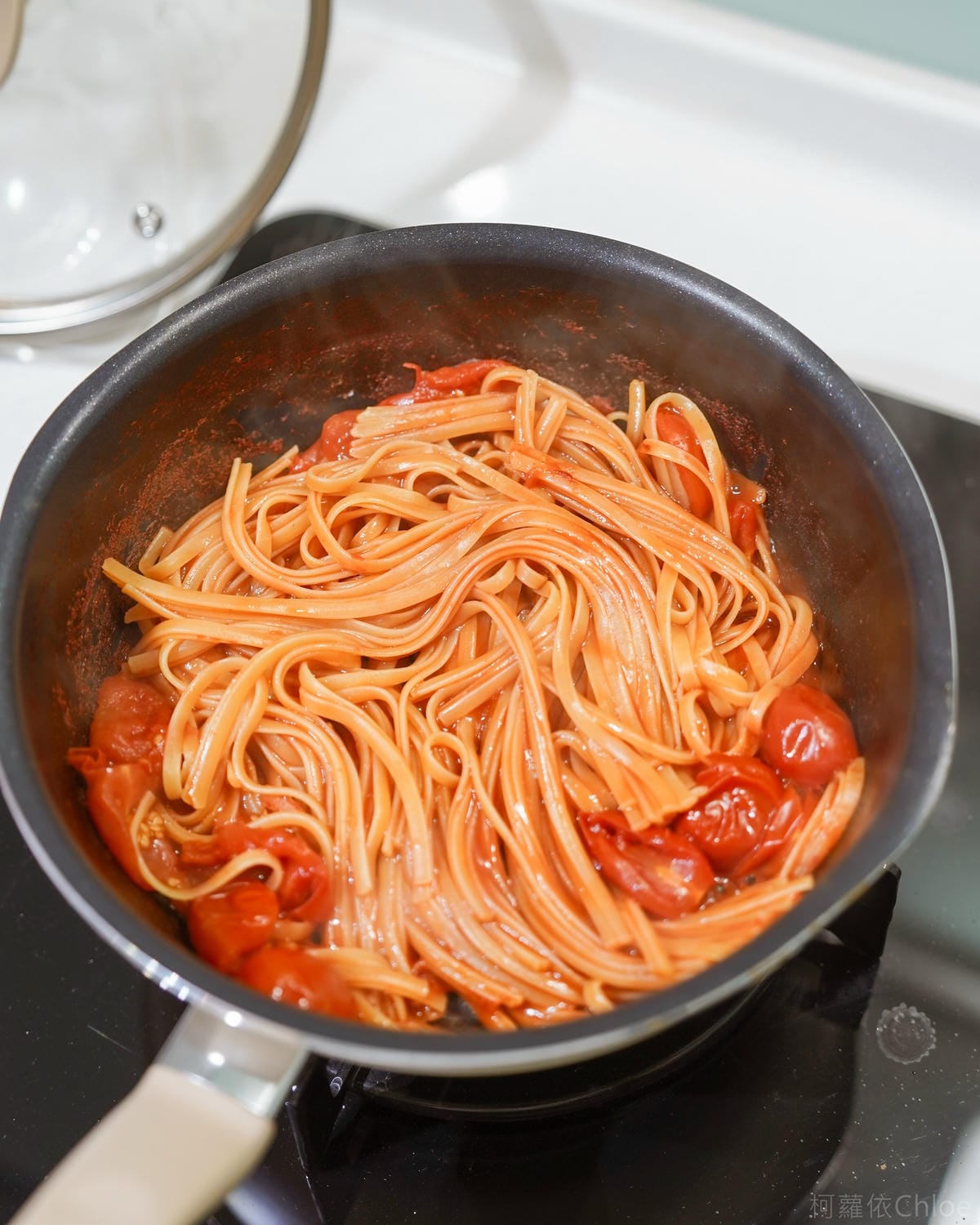 Tefal法國特福煮FUN鍋 千元內時尚絕美奶茶色不沾鍋 附一鍋到底番茄義大利麵食譜31.jpg Tefal法國特福煮FUN鍋 千元內時尚絕美奶茶色不沾鍋 附一鍋到底番茄義大利麵食譜31.jpg