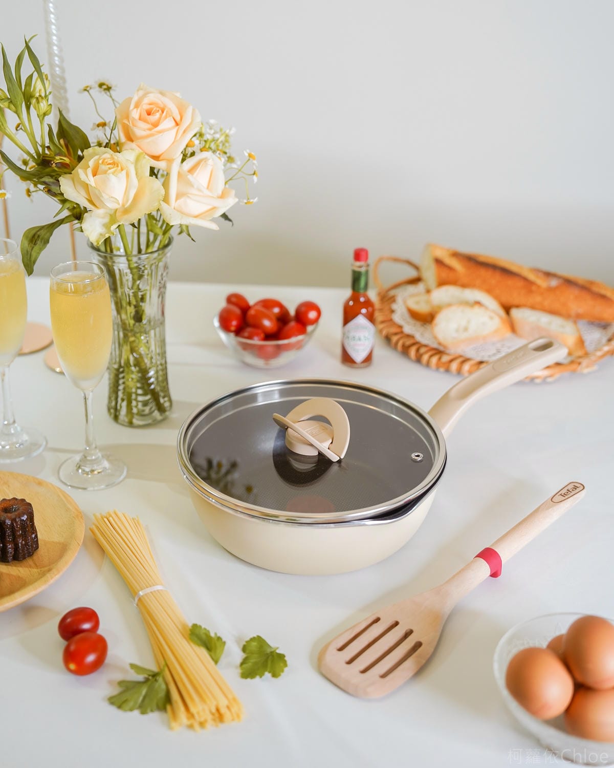 Tefal法國特福煮FUN鍋 千元內時尚絕美奶茶色不沾鍋 附一鍋到底番茄義大利麵食譜2.jpg Tefal法國特福煮FUN鍋 千元內時尚絕美奶茶色不沾鍋 附一鍋到底番茄義大利麵食譜2.jpg