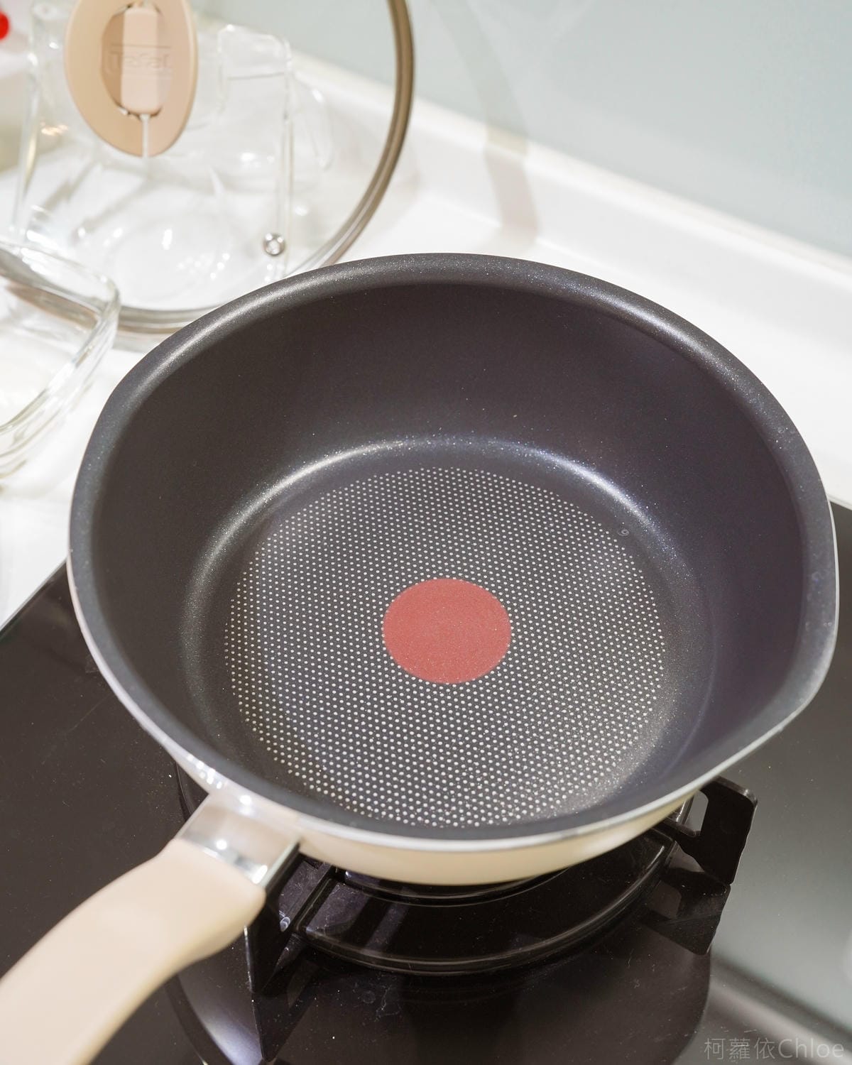 Tefal法國特福煮FUN鍋 千元內時尚絕美奶茶色不沾鍋 附一鍋到底番茄義大利麵食譜21.jpg Tefal法國特福煮FUN鍋 千元內時尚絕美奶茶色不沾鍋 附一鍋到底番茄義大利麵食譜21.jpg