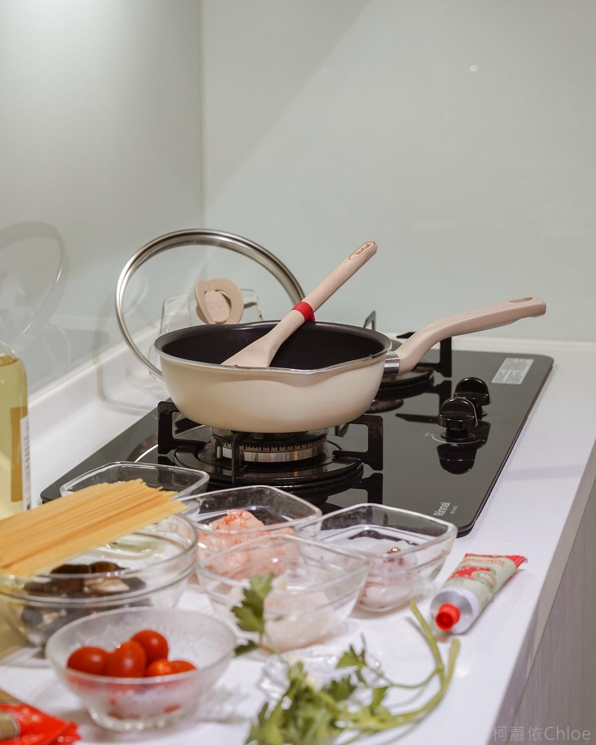 Tefal法國特福煮FUN鍋 千元內時尚絕美奶茶色不沾鍋 附一鍋到底番茄義大利麵食譜18A.jpg Tefal法國特福煮FUN鍋 千元內時尚絕美奶茶色不沾鍋 附一鍋到底番茄義大利麵食譜18A.jpg