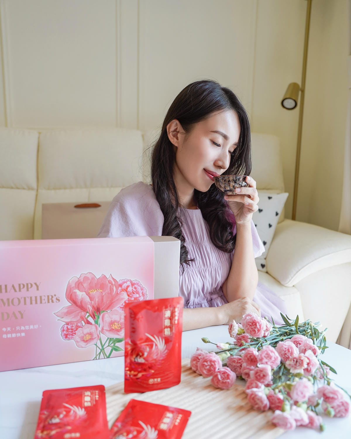 母親節送禮首選 芳茲生技 日月養生雞魚饗宴禮盒 曾國城滴雞精滴魚精推薦11.JPG 母親節送禮首選 芳茲生技 日月養生雞魚饗宴禮盒 曾國城滴雞精滴魚精推薦11.JPG