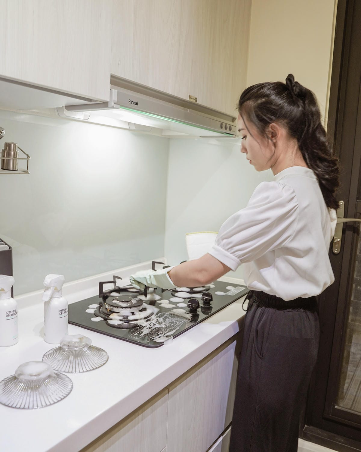 潔淨學廚房去油慕斯 輕鬆刷洗油汙不費力 瓦斯爐 抽油煙機 氣炸鍋清潔好乾淨5.JPG 潔淨學廚房去油慕斯 輕鬆刷洗油汙不費力 瓦斯爐 抽油煙機 氣炸鍋清潔好乾淨5.JPG