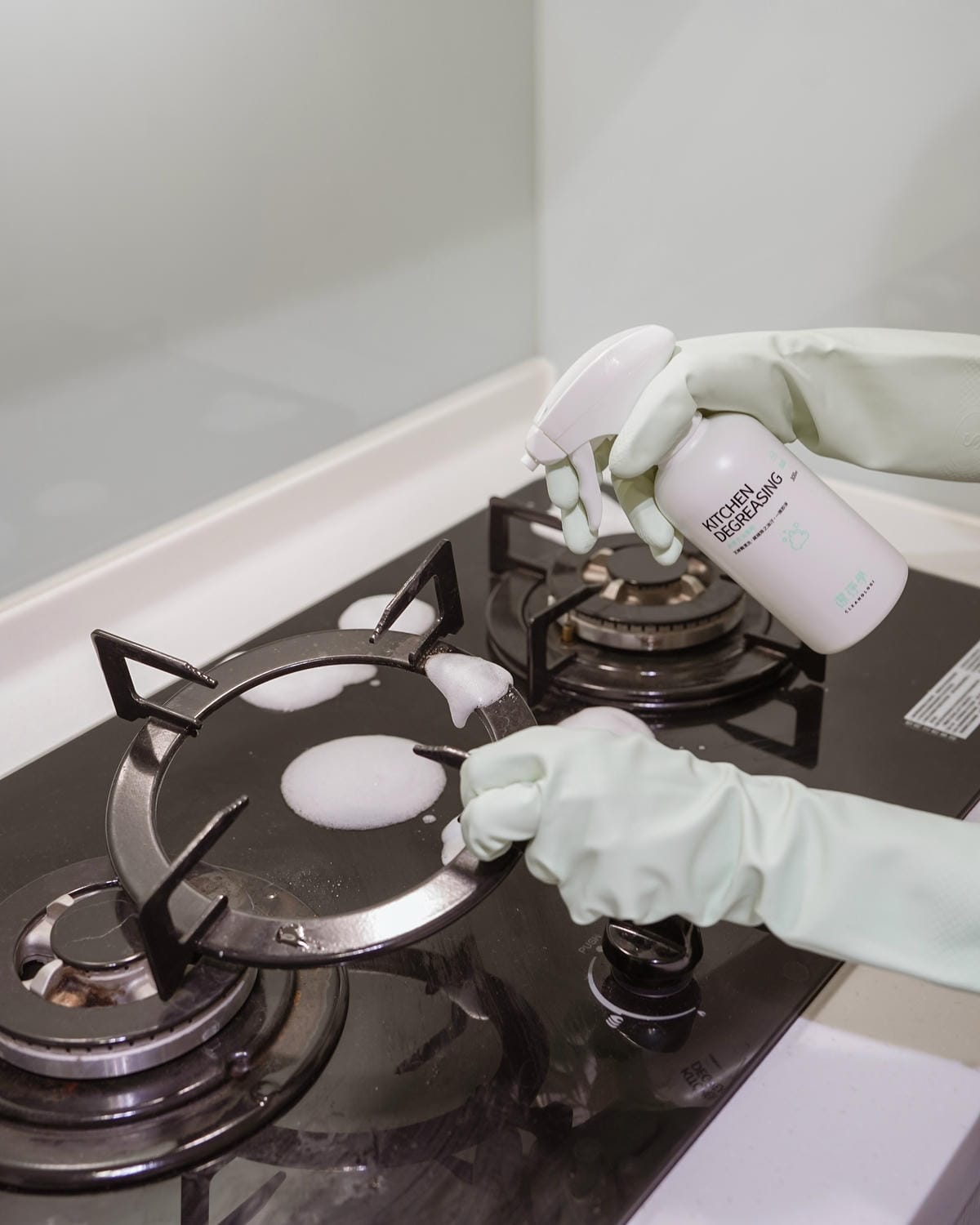 潔淨學廚房去油慕斯 輕鬆刷洗油汙不費力 瓦斯爐 抽油煙機 氣炸鍋清潔好乾淨8.jpg 潔淨學廚房去油慕斯 輕鬆刷洗油汙不費力 瓦斯爐 抽油煙機 氣炸鍋清潔好乾淨8.jpg