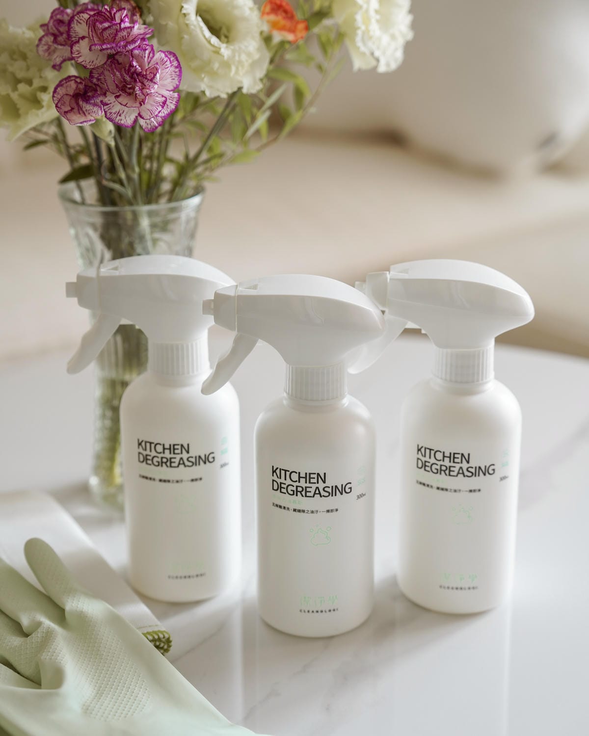 潔淨學廚房去油慕斯 輕鬆刷洗油汙不費力 瓦斯爐 抽油煙機 氣炸鍋清潔好乾淨1.jpg 潔淨學廚房去油慕斯 輕鬆刷洗油汙不費力 瓦斯爐 抽油煙機 氣炸鍋清潔好乾淨1.jpg