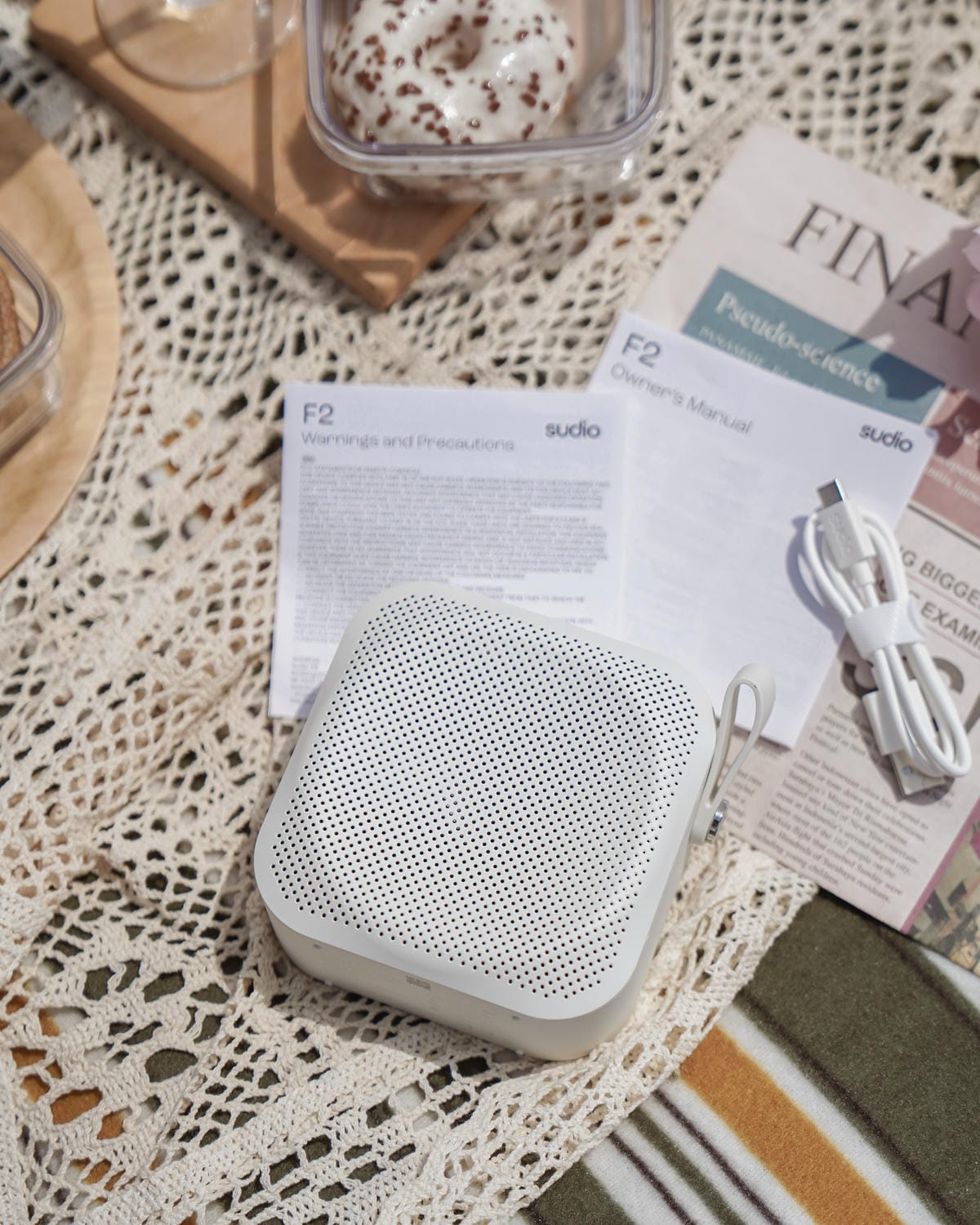 防水藍牙喇叭推薦 sudioF2為派對而生的小磚塊 隨時隨地享受音樂 折扣碼F2chloe_4.jpg 防水藍牙喇叭推薦 sudioF2為派對而生的小磚塊 隨時隨地享受音樂 折扣碼F2chloe_4.jpg