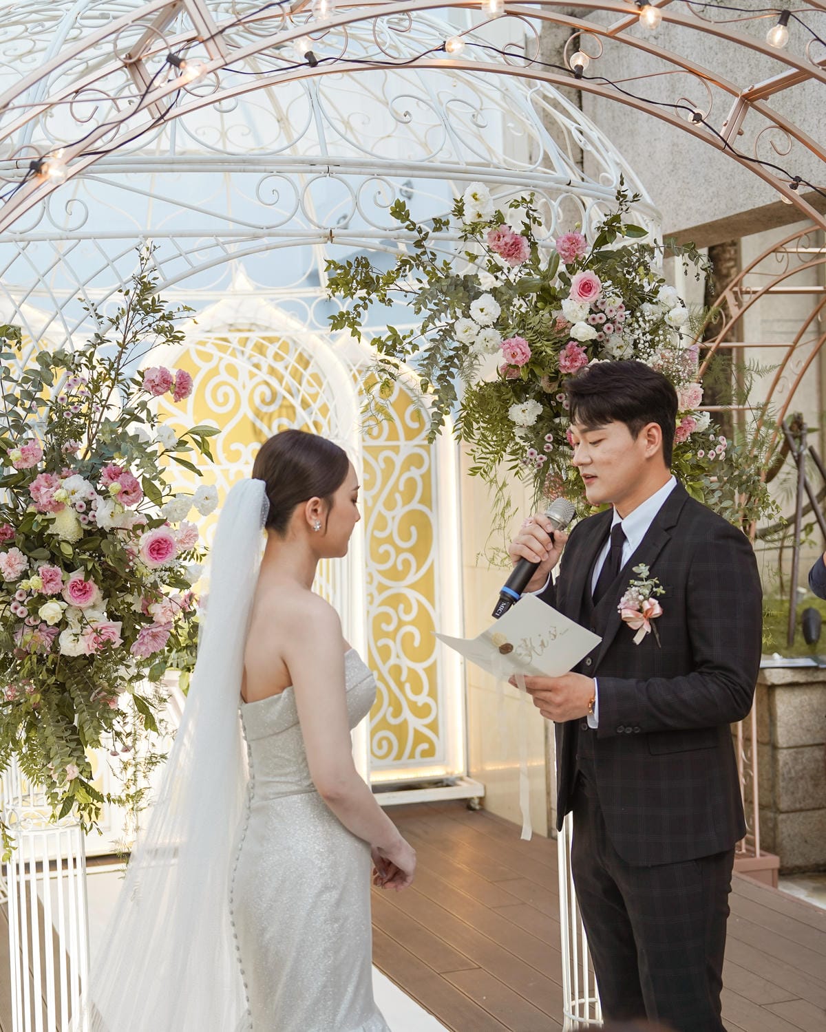 2023高雄戶外婚禮 漢來大飯店婚宴 漢來閣高雄戶外證婚夢幻場地 泳池畔見證美好幸福 高雄婚宴推薦漢來宴會廳 14.jpg 2023高雄戶外婚禮 漢來大飯店婚宴 漢來閣高雄戶外證婚夢幻場地 泳池畔見證美好幸福 高雄婚宴推薦漢來宴會廳 14.jpg