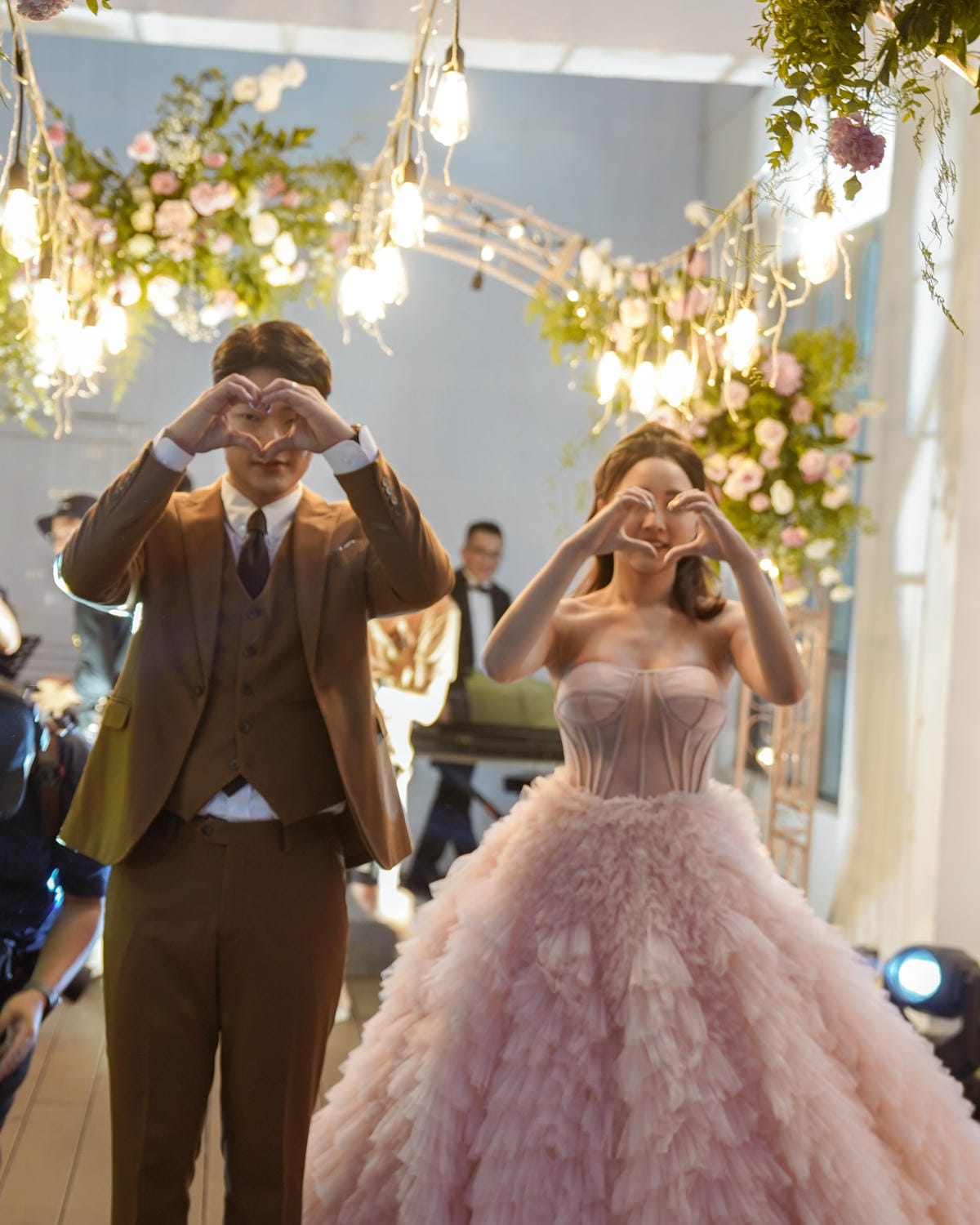 2023高雄戶外婚禮 漢來大飯店婚宴 漢來閣高雄戶外證婚夢幻場地 泳池畔見證美好幸福 高雄婚宴推薦漢來宴會廳 27.jpg 2023高雄戶外婚禮 漢來大飯店婚宴 漢來閣高雄戶外證婚夢幻場地 泳池畔見證美好幸福 高雄婚宴推薦漢來宴會廳 27.jpg