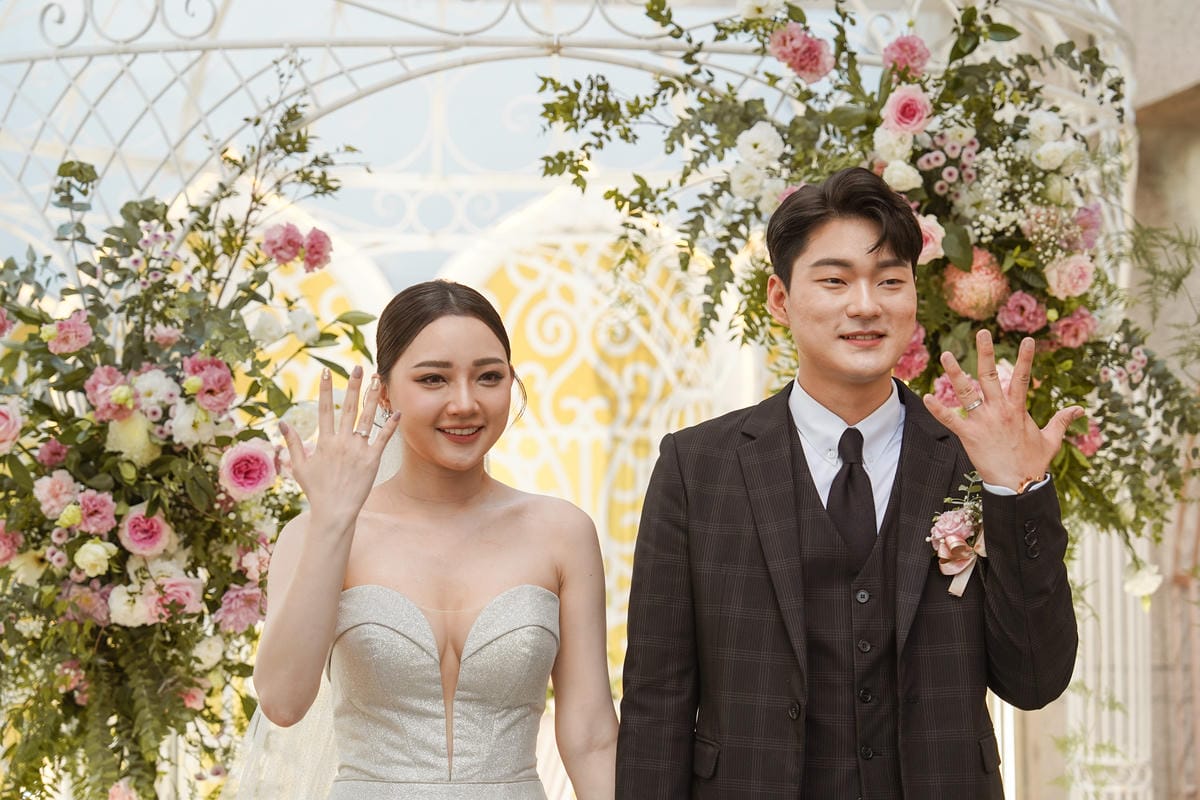 2023高雄戶外婚禮 漢來大飯店婚宴 漢來閣高雄戶外證婚夢幻場地 泳池畔見證美好幸福 高雄婚宴推薦漢來宴會廳 17.jpg 2023高雄戶外婚禮 漢來大飯店婚宴 漢來閣高雄戶外證婚夢幻場地 泳池畔見證美好幸福 高雄婚宴推薦漢來宴會廳 17.jpg