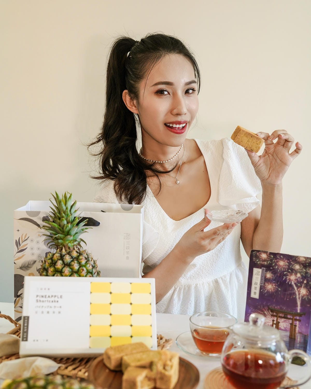 蔬食伴手禮推薦 三萩茶會 茶香鳳梨酥 無蛋奶 全素可吃 搭配日式手沖濾紙茶好對味4.JPG 蔬食伴手禮推薦 三萩茶會 茶香鳳梨酥 無蛋奶 全素可吃 搭配日式手沖濾紙茶好對味4.JPG