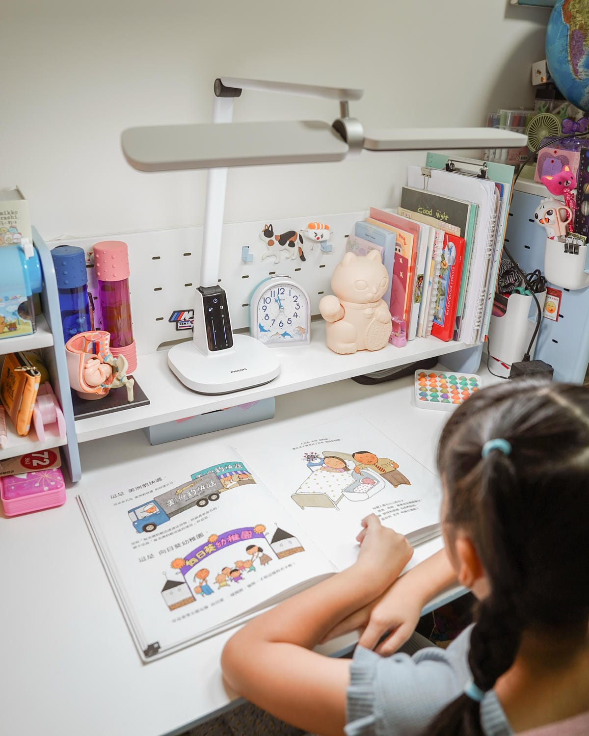 兒童檯燈推薦 飛利浦A3軒翼智能護眼檯燈 親子共讀A+爸媽首選19.jpg 兒童檯燈推薦 飛利浦A3軒翼智能護眼檯燈 親子共讀A+爸媽首選19.jpg