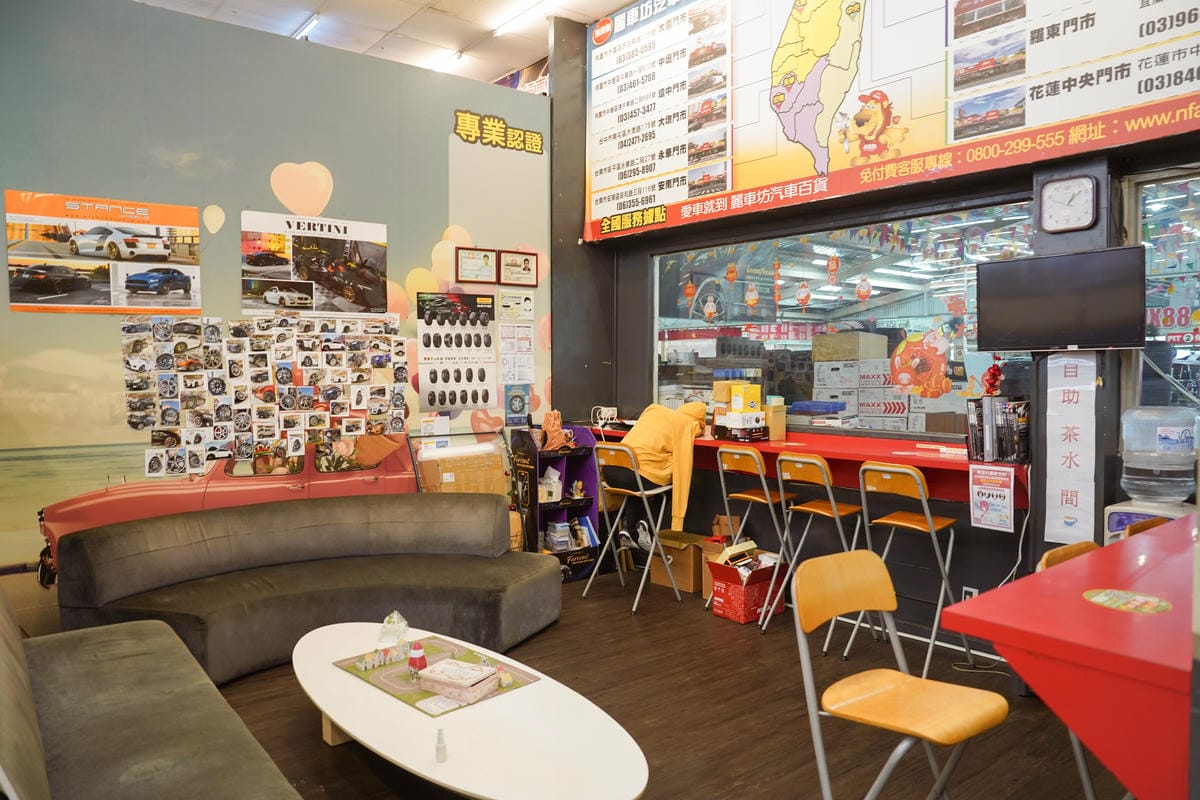 歐固德台南汽車保養廠推薦 麗車坊台南永華門市 BMW 520d 5萬公里保養 全車健檢換機油補胎10.jpg 歐固德台南汽車保養廠推薦 麗車坊台南永華門市 BMW 520d 5萬公里保養 全車健檢換機油補胎10.jpg