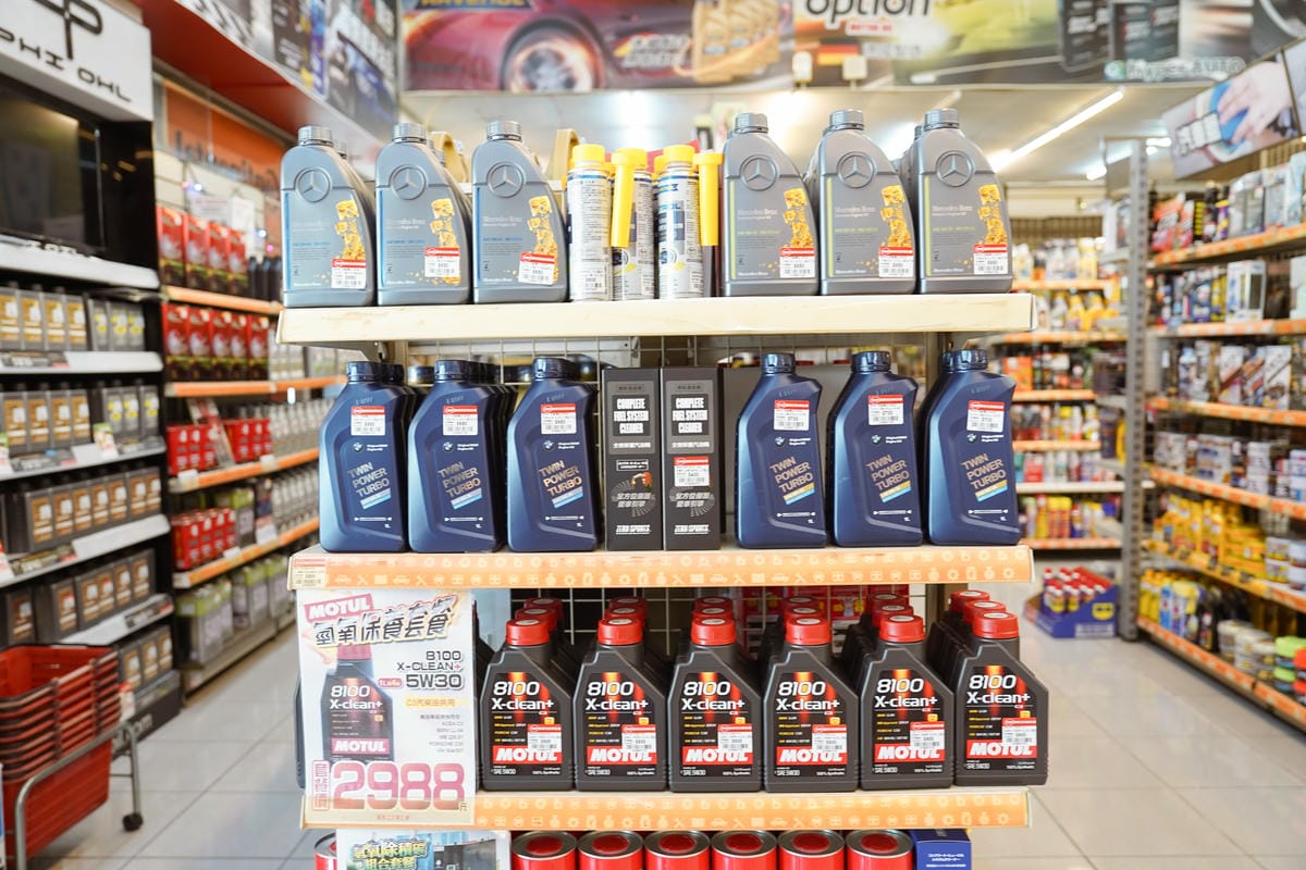 歐固德台南汽車保養廠推薦 麗車坊台南永華門市 BMW 520d 5萬公里保養 全車健檢換機油補胎16.jpg 歐固德台南汽車保養廠推薦 麗車坊台南永華門市 BMW 520d 5萬公里保養 全車健檢換機油補胎16.jpg