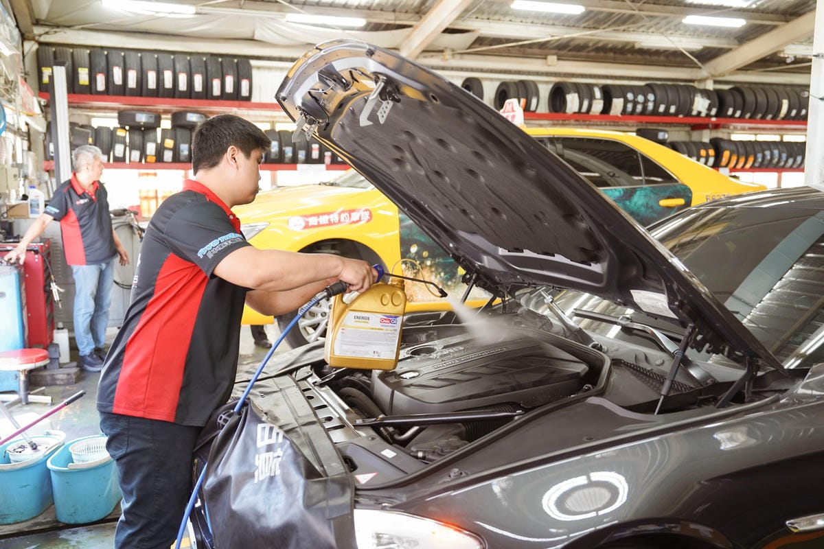 歐固德台南汽車保養廠推薦 麗車坊台南永華門市 BMW 520d 5萬公里保養 全車健檢換機油補胎37.jpg 歐固德台南汽車保養廠推薦 麗車坊台南永華門市 BMW 520d 5萬公里保養 全車健檢換機油補胎37.jpg