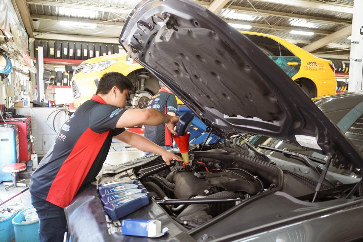 歐固德台南汽車保養廠推薦 麗車坊台南永華門市 BMW 520d 5萬公里保養 全車健檢換機油補胎32.jpg 歐固德台南汽車保養廠推薦 麗車坊台南永華門市 BMW 520d 5萬公里保養 全車健檢換機油補胎32.jpg