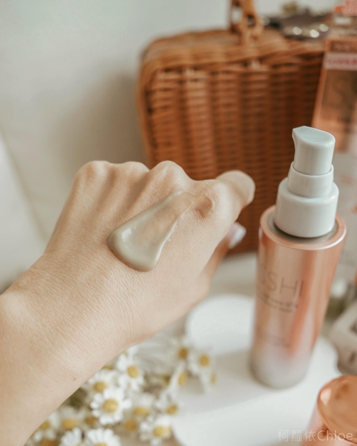 日本ISSHI秀髮深層修復保濕乳 免沖洗 修復髮絲同時散發心動髮香7.jpg 日本ISSHI秀髮深層修復保濕乳 免沖洗 修復髮絲同時散發心動髮香7.jpg