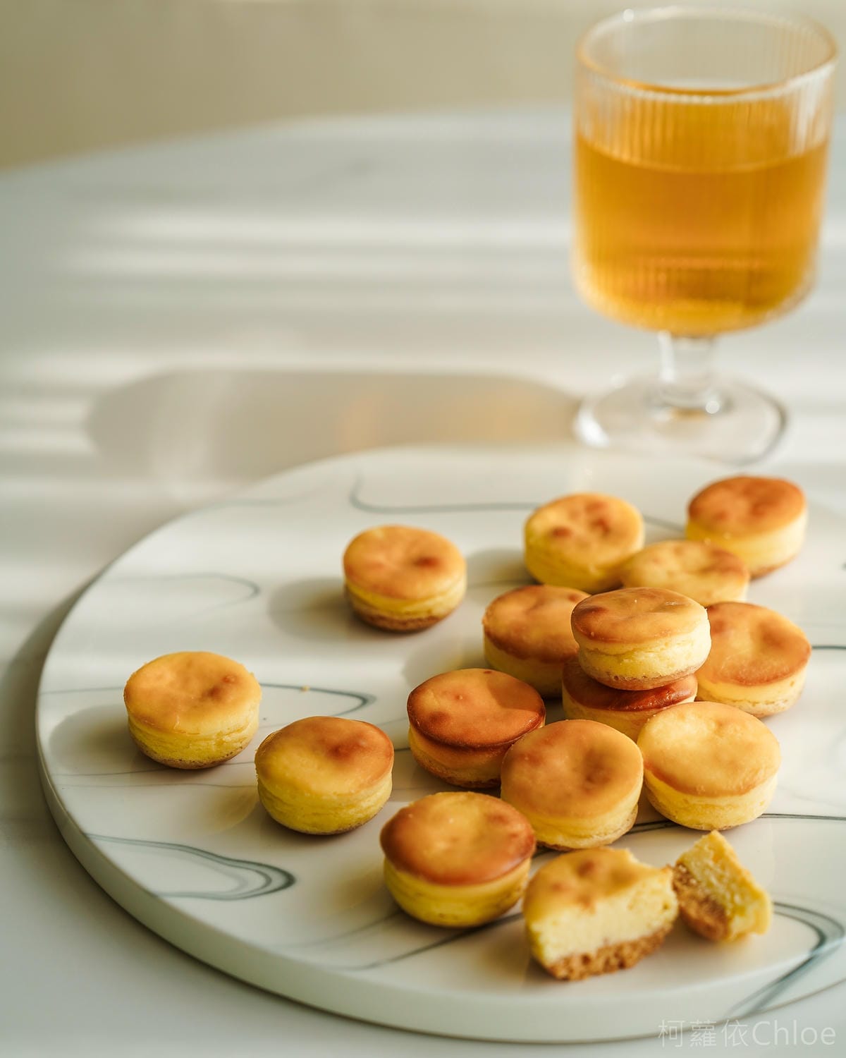 喜憨兒喜歡你 最暖心的手工餅乾甜點推薦！千層蝴蝶酥 乳酪球禮盒分享24.jpg