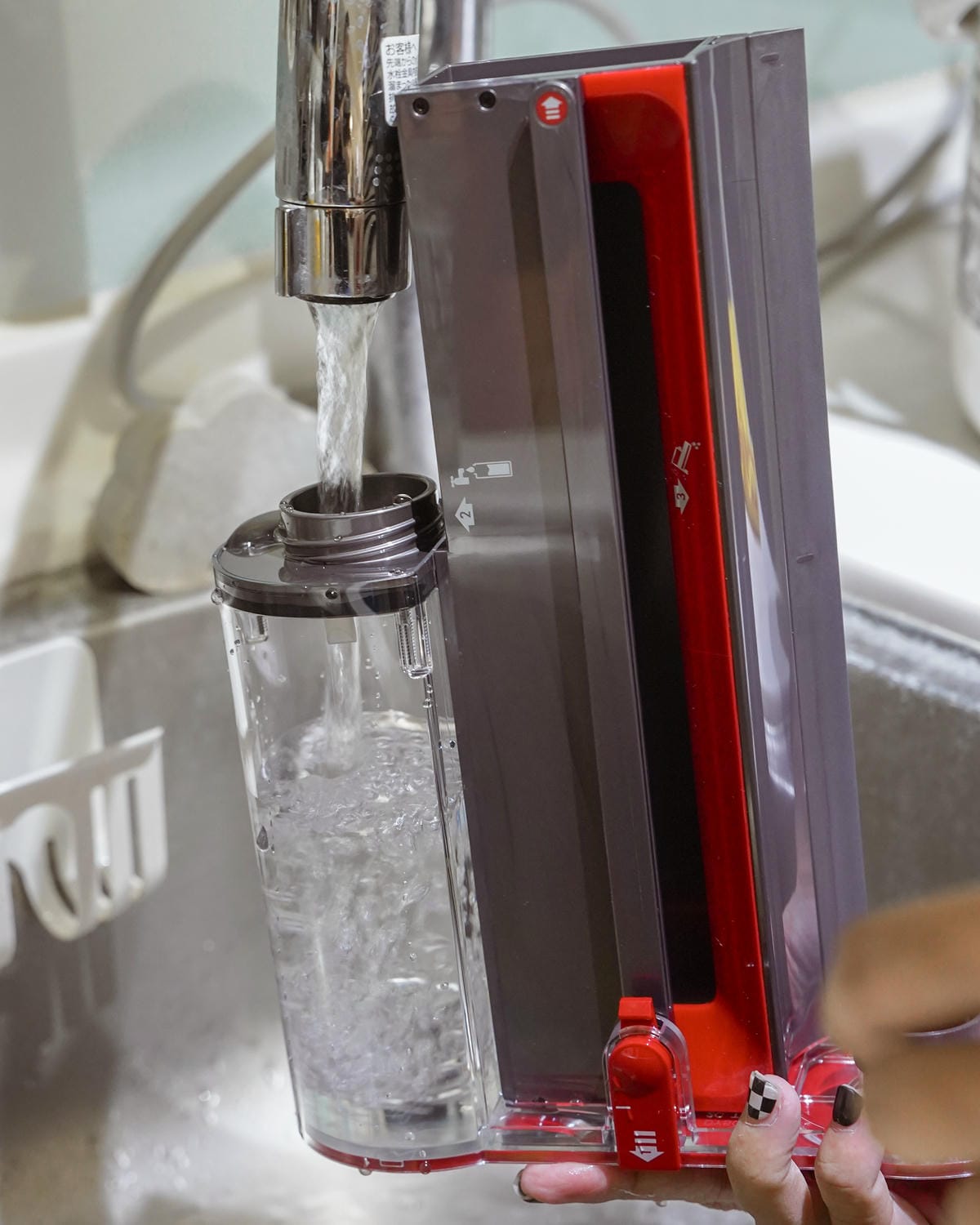 Dyson V12s Detect Slim SubmarineTM 居家清潔推薦 乾濕全能洗地吸塵器深層清潔硬地板 快速便利好幫手10 (2).jpg Dyson V12s Detect Slim SubmarineTM 居家清潔推薦 乾濕全能洗地吸塵器深層清潔硬地板 快速便利好幫手10 (2).jpg