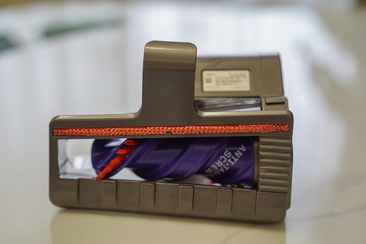 Dyson V12s Detect Slim SubmarineTM 居家清潔推薦 乾濕全能洗地吸塵器深層清潔硬地板 快速便利好幫手32.jpg Dyson V12s Detect Slim SubmarineTM 居家清潔推薦 乾濕全能洗地吸塵器深層清潔硬地板 快速便利好幫手32.jpg