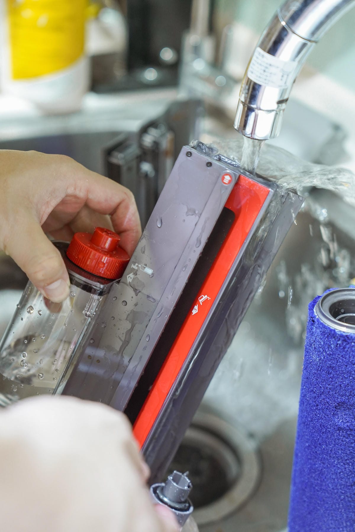 Dyson V12s Detect Slim SubmarineTM 居家清潔推薦 乾濕全能洗地吸塵器深層清潔硬地板 快速便利好幫手22.jpg Dyson V12s Detect Slim SubmarineTM 居家清潔推薦 乾濕全能洗地吸塵器深層清潔硬地板 快速便利好幫手22.jpg