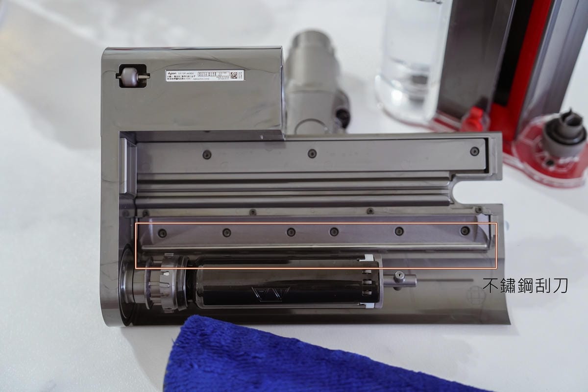 Dyson V12s Detect Slim SubmarineTM 居家清潔推薦 乾濕全能洗地吸塵器深層清潔硬地板 快速便利好幫手8B.jpg Dyson V12s Detect Slim SubmarineTM 居家清潔推薦 乾濕全能洗地吸塵器深層清潔硬地板 快速便利好幫手8B.jpg