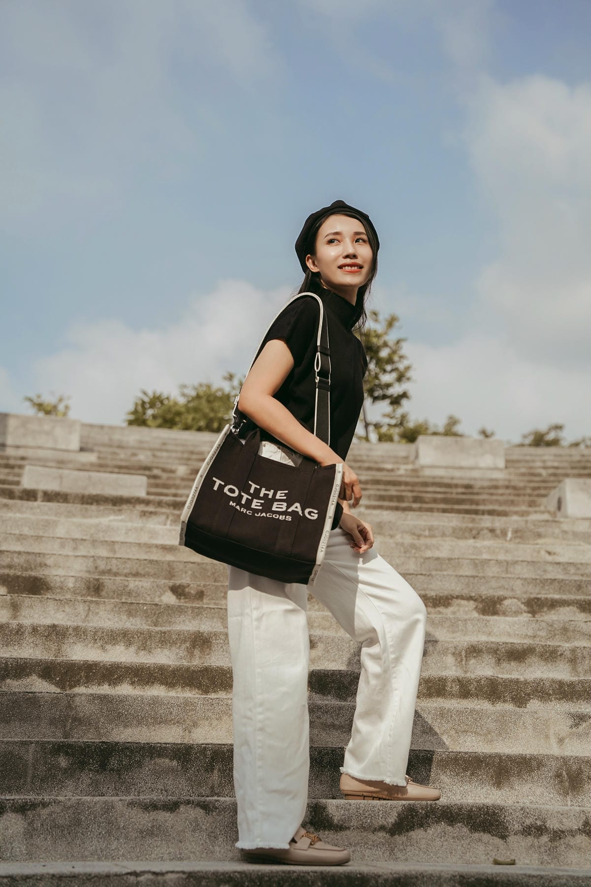 IFCHIC國際精品電商平台購物教學 台灣滿50美金免運 MARC JACOBS The Jacquard托特包開箱23.jpg