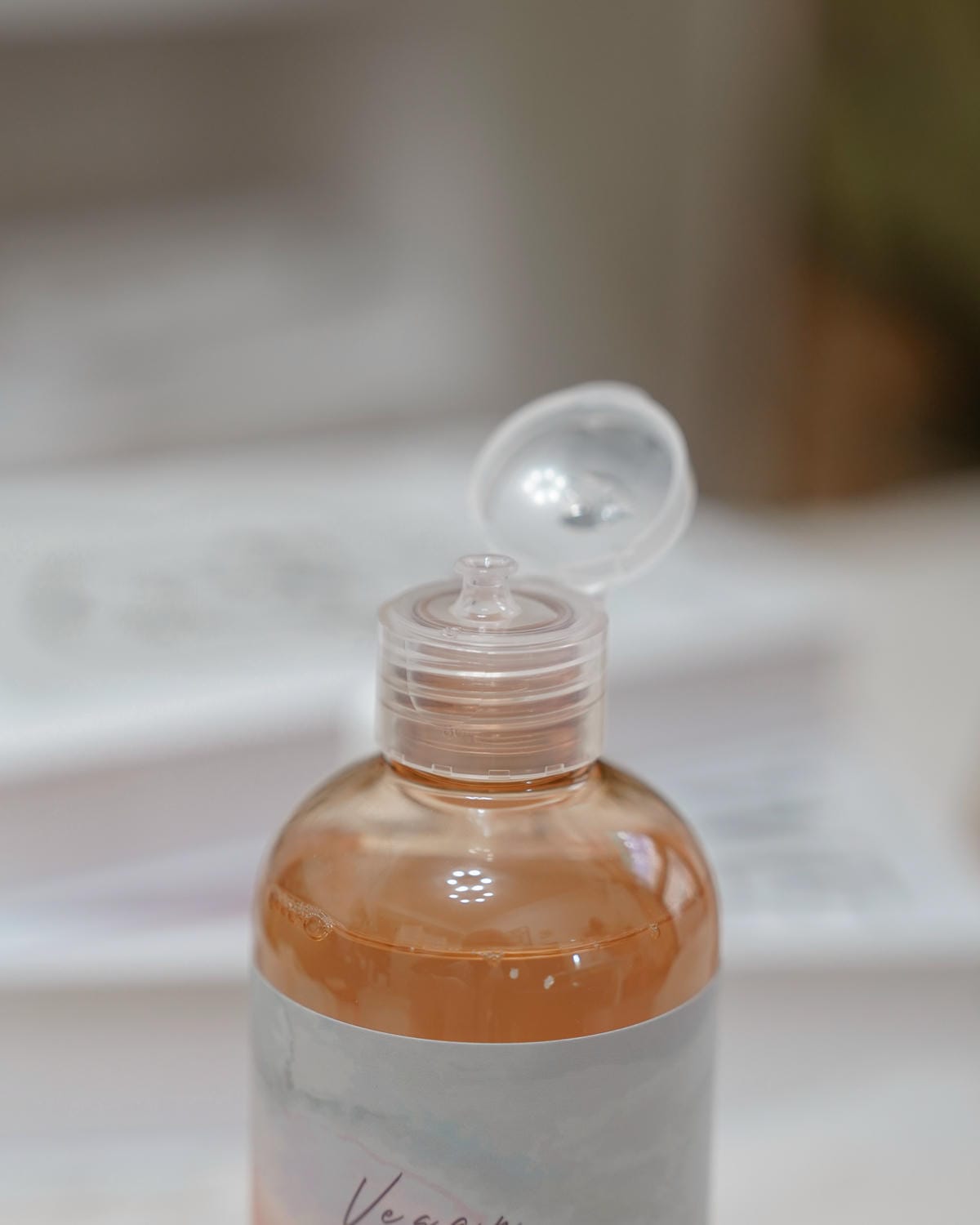 YUGA VEGAN 素食保養品推薦 保濕化妝水 精華液 簡單保養最討喜8.jpg YUGA VEGAN 素食保養品推薦 保濕化妝水 精華液 簡單保養最討喜8.jpg