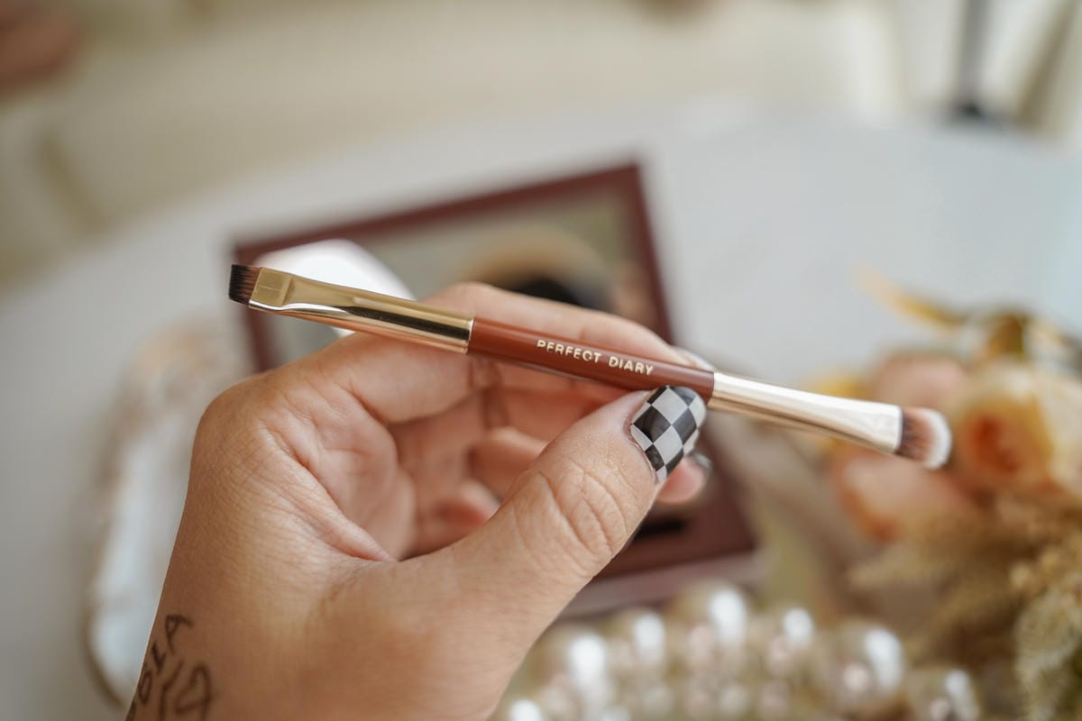 彩妝開箱試色分享 小三美日彩妝保養 Perfect Diary 完美日記小紅書超推薦 線上特賣會折扣多超好買13.jpg 彩妝開箱試色分享 小三美日彩妝保養 Perfect Diary 完美日記小紅書超推薦 線上特賣會折扣多超好買13.jpg