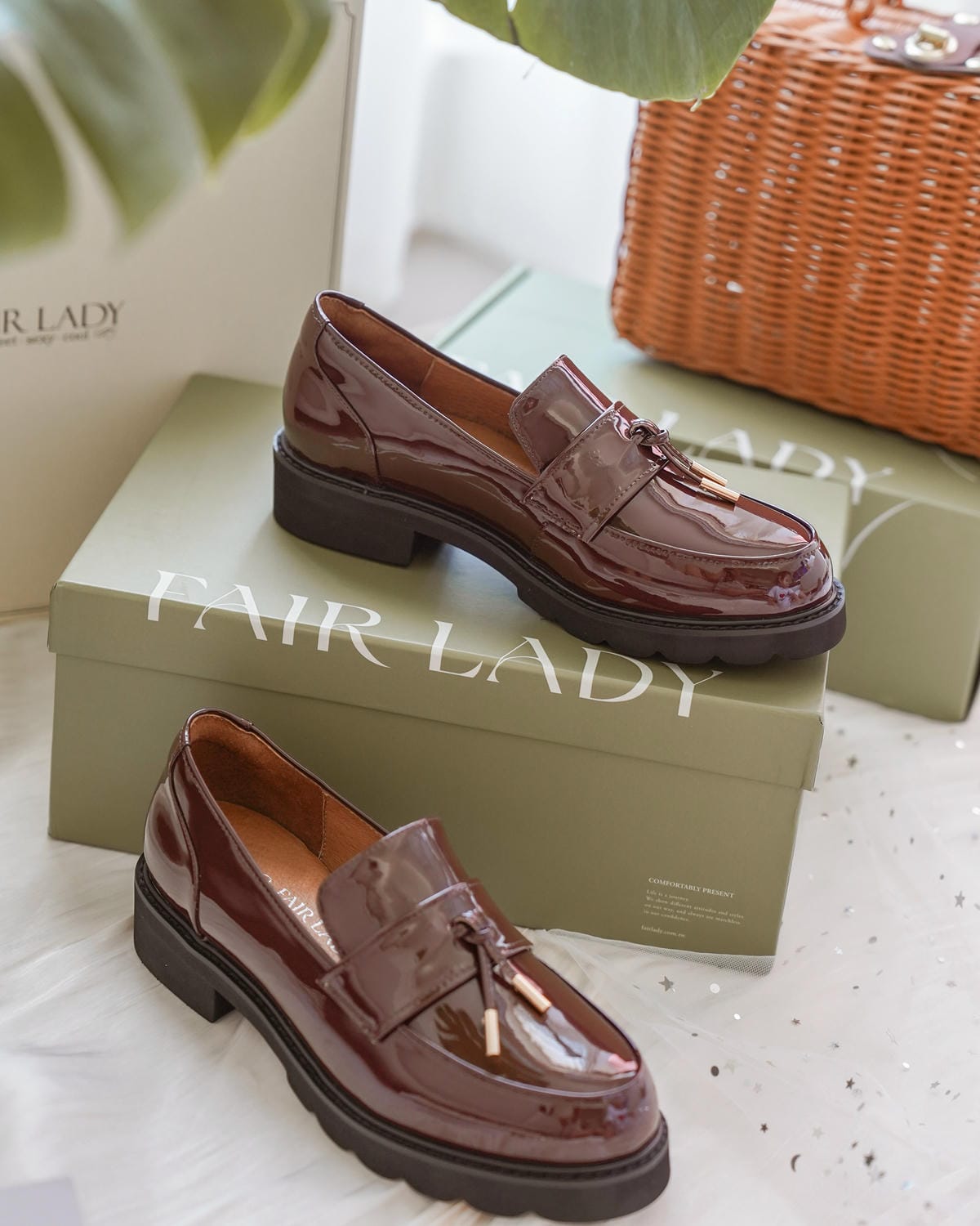 2023秋冬鞋款流行趨勢 FAIR LADY 尖頭平底鞋 短靴 樂福鞋穿搭推薦分享39.jpg