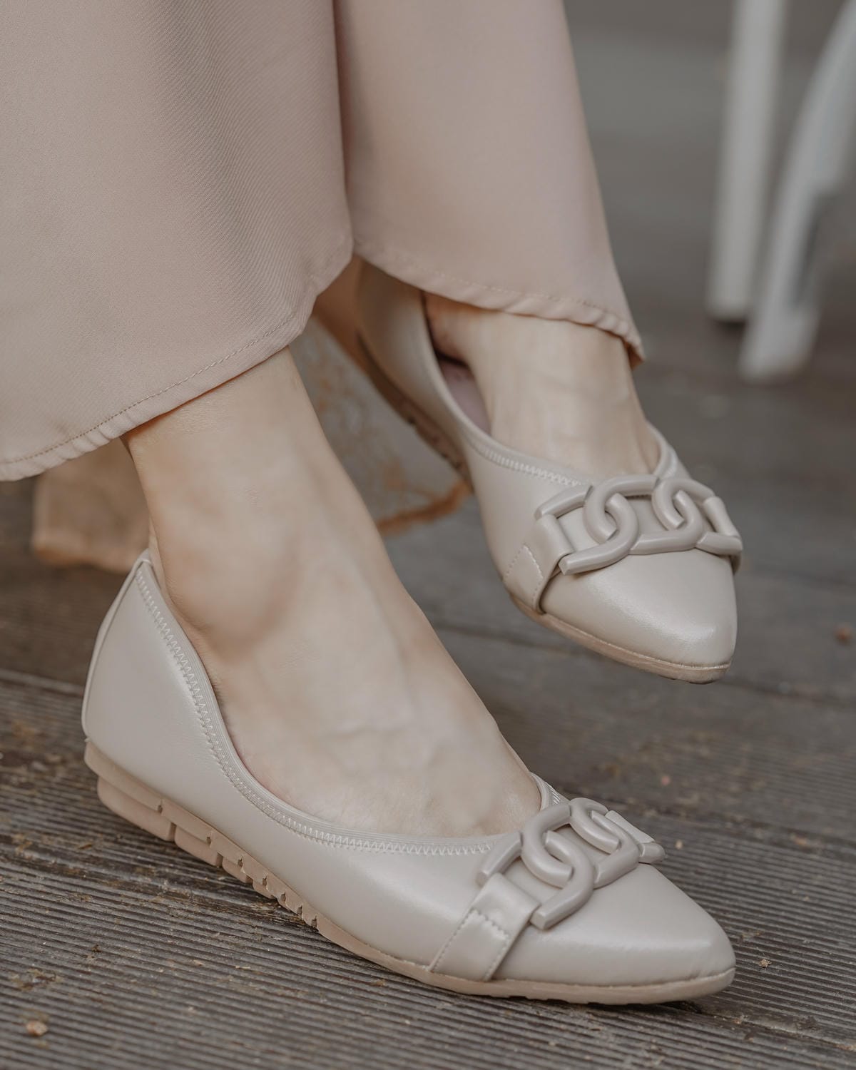 2023秋冬鞋款流行趨勢 FAIR LADY 尖頭平底鞋 短靴 樂福鞋穿搭推薦分享15.jpg