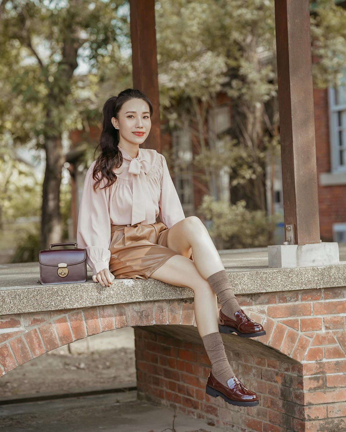 2023秋冬鞋款流行趨勢 FAIR LADY 尖頭平底鞋 短靴 樂福鞋穿搭推薦分享48.jpg