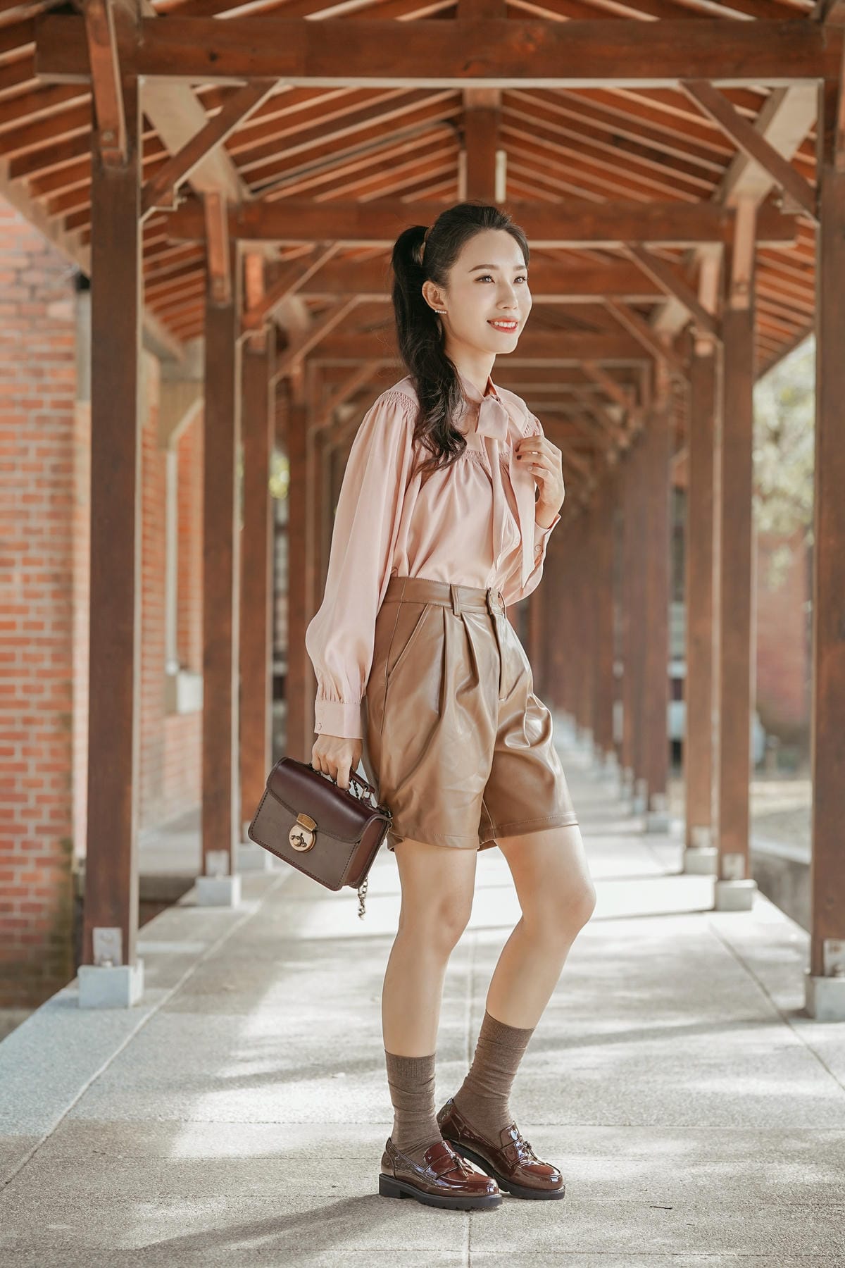 2023秋冬鞋款流行趨勢 FAIR LADY 尖頭平底鞋 短靴 樂福鞋穿搭推薦分享44.jpg