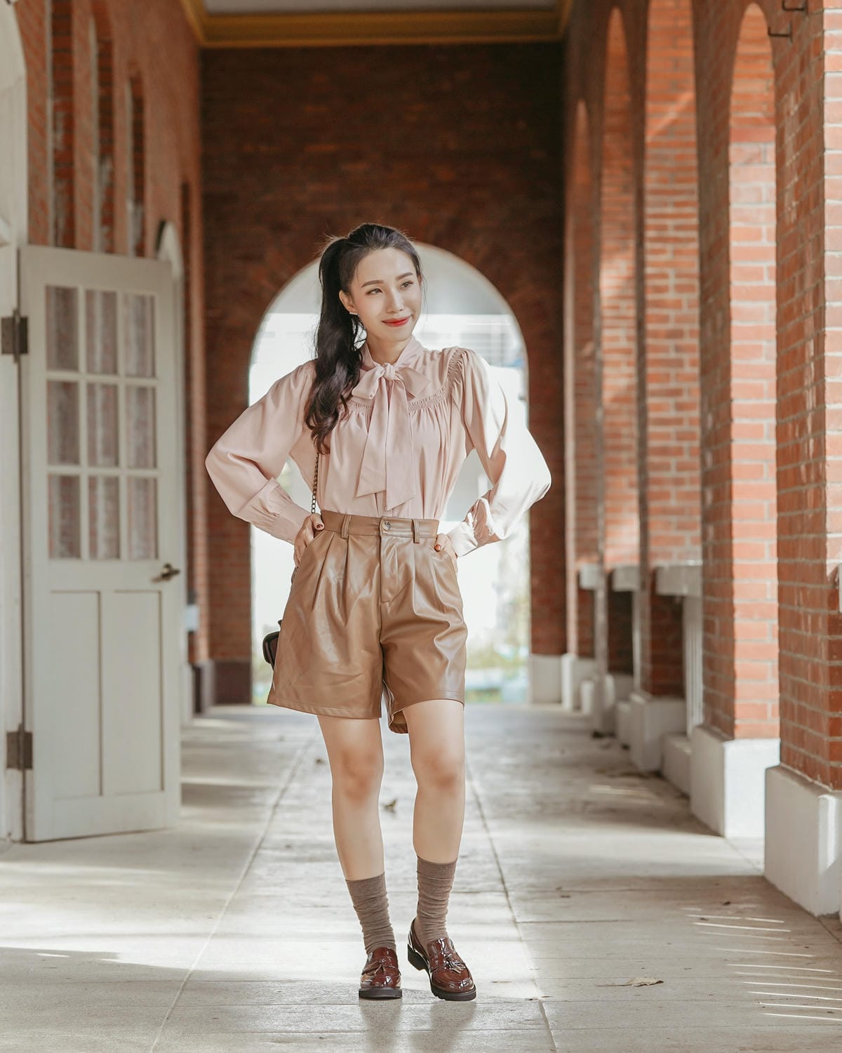 2023秋冬鞋款流行趨勢 FAIR LADY 尖頭平底鞋 短靴 樂福鞋穿搭推薦分享41 (1).jpg