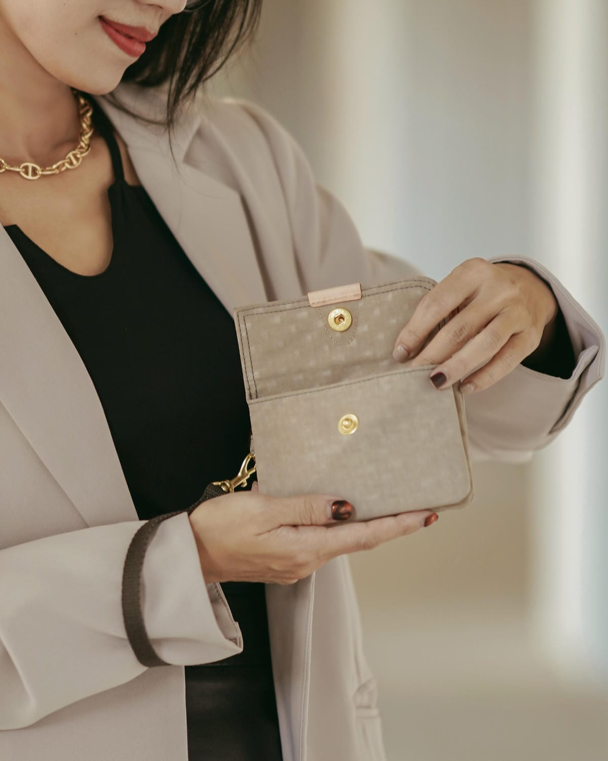 時尚胸包推薦 satana 趣遊走走斜背胸包 輕量好收納 出國旅行必備包款36.jpg 時尚胸包推薦 satana 趣遊走走斜背胸包 輕量好收納 出國旅行必備包款36.jpg