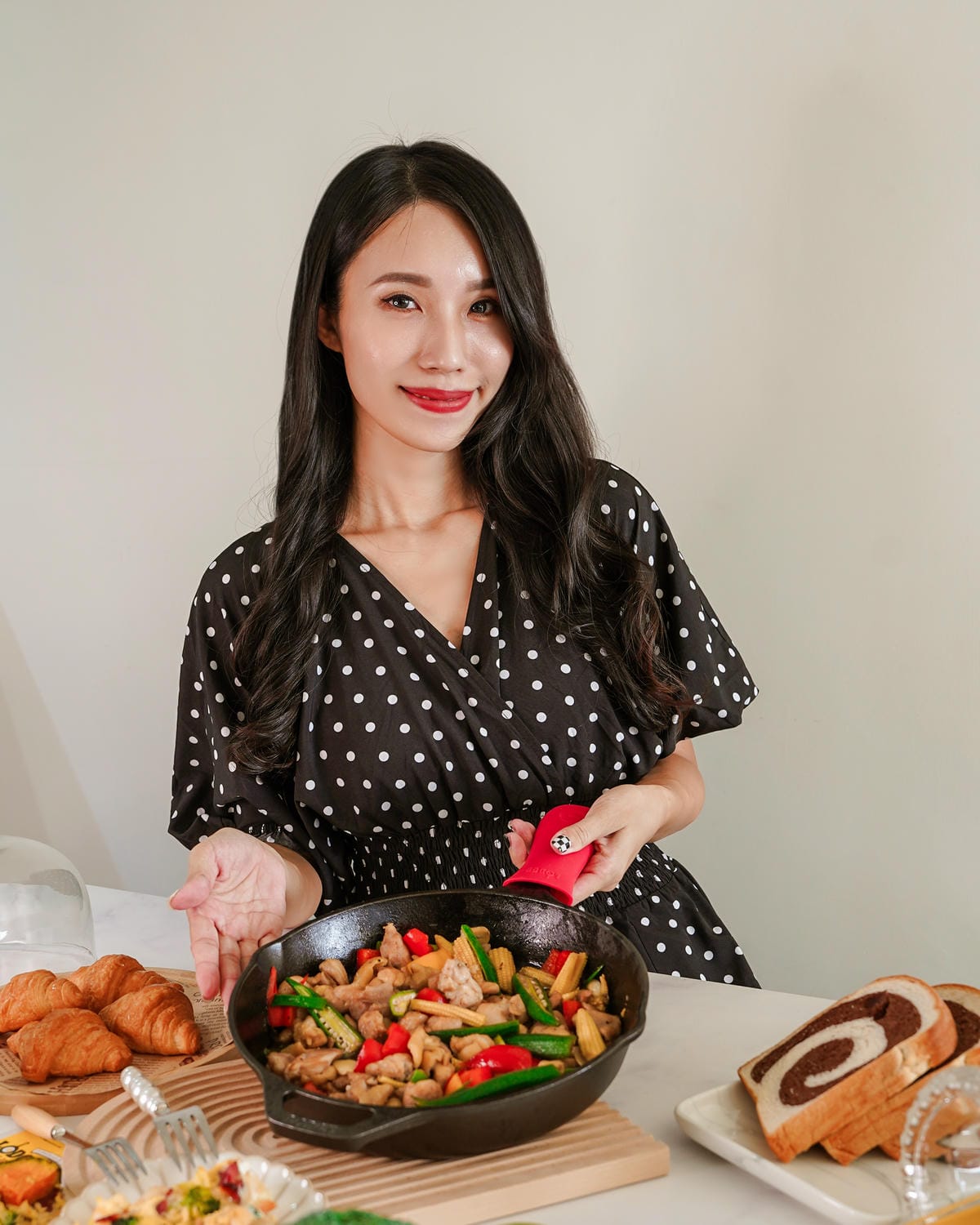 鑄鐵鍋料理食譜LODGE 鑄鐵鍋一鍋在手0技巧成為料理廚神居家露營必備料理神器40.JPG 鑄鐵鍋料理食譜LODGE 鑄鐵鍋一鍋在手0技巧成為料理廚神居家露營必備料理神器40.JPG