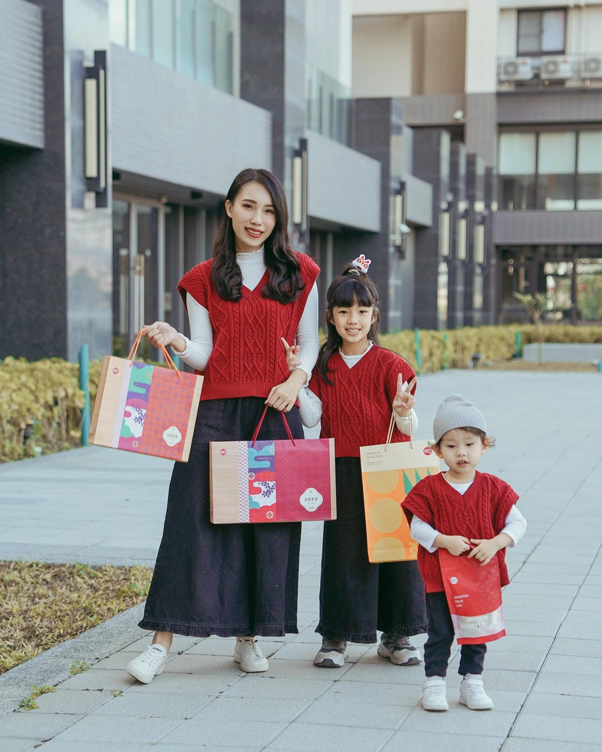 85度C過年送禮推薦 舞龍迎春新春獻禮 新年伴手禮攻略 吃甜甜過好年1.jpg 85度C過年送禮推薦 舞龍迎春新春獻禮 新年伴手禮攻略 吃甜甜過好年1.jpg